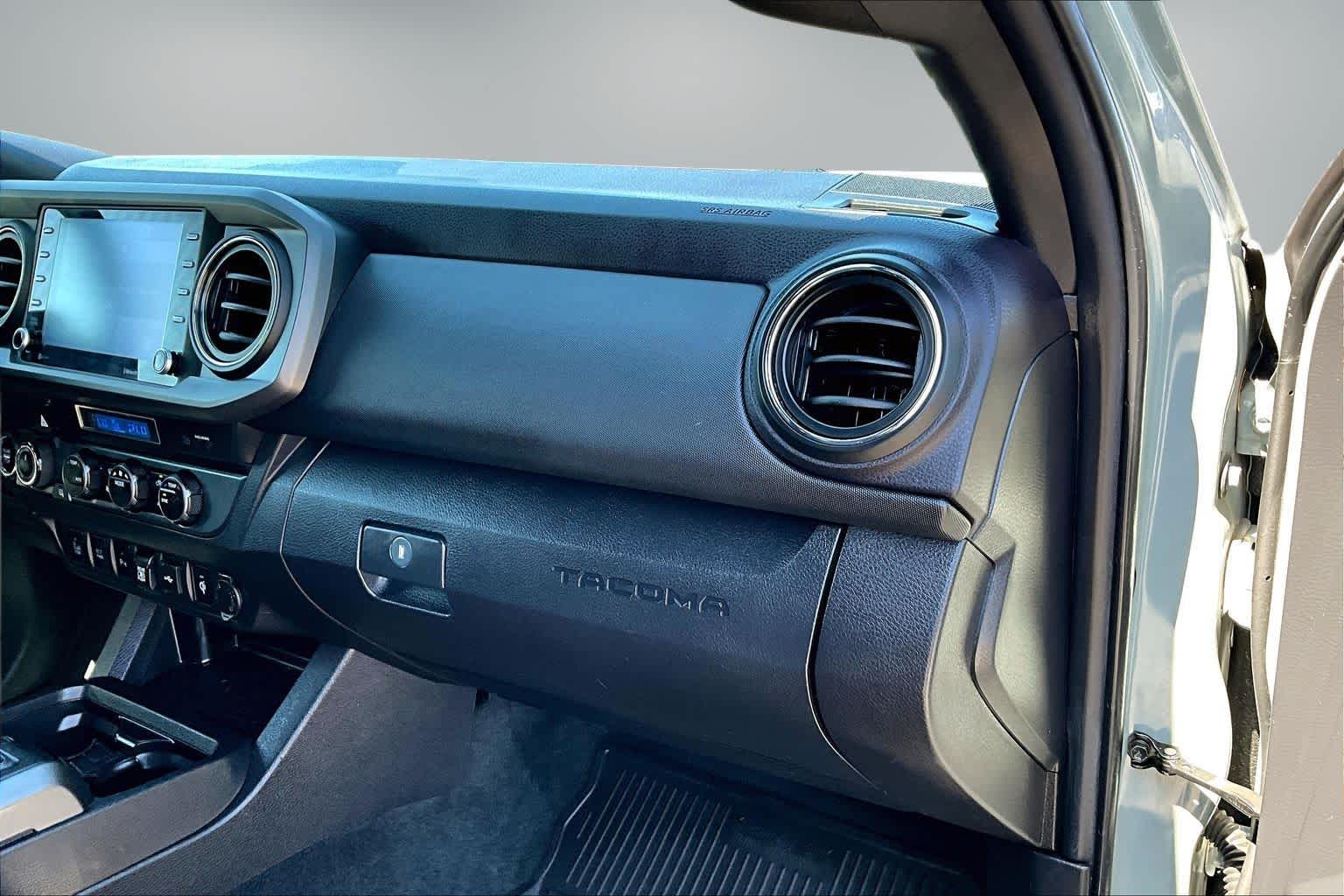 Thumbnail: 2023 Toyota Tacoma - 23