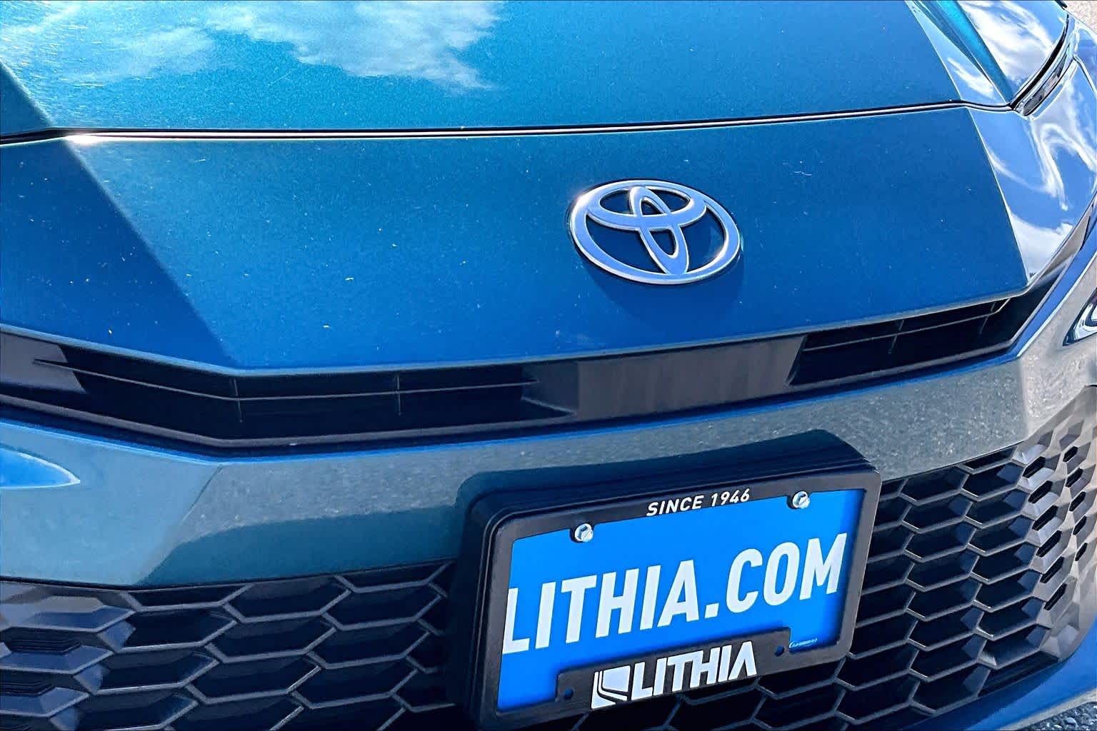 Thumbnail: 2025 Toyota Camry - 33