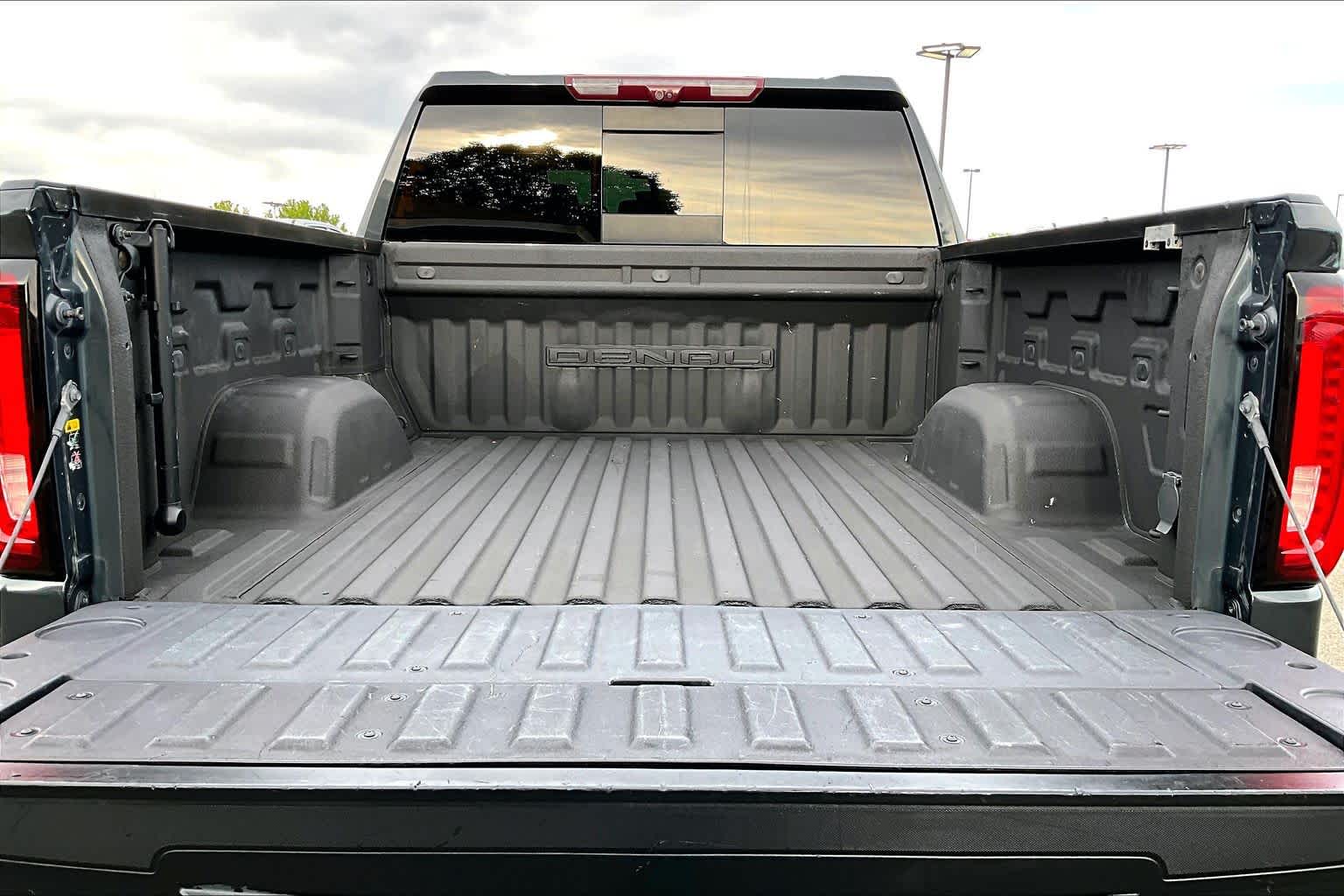 Thumbnail: 2021 GMC Sierra 1500 - 17