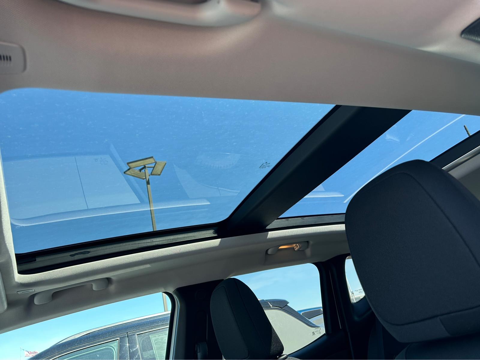 Thumbnail: 2023 Jeep Renegade - 3