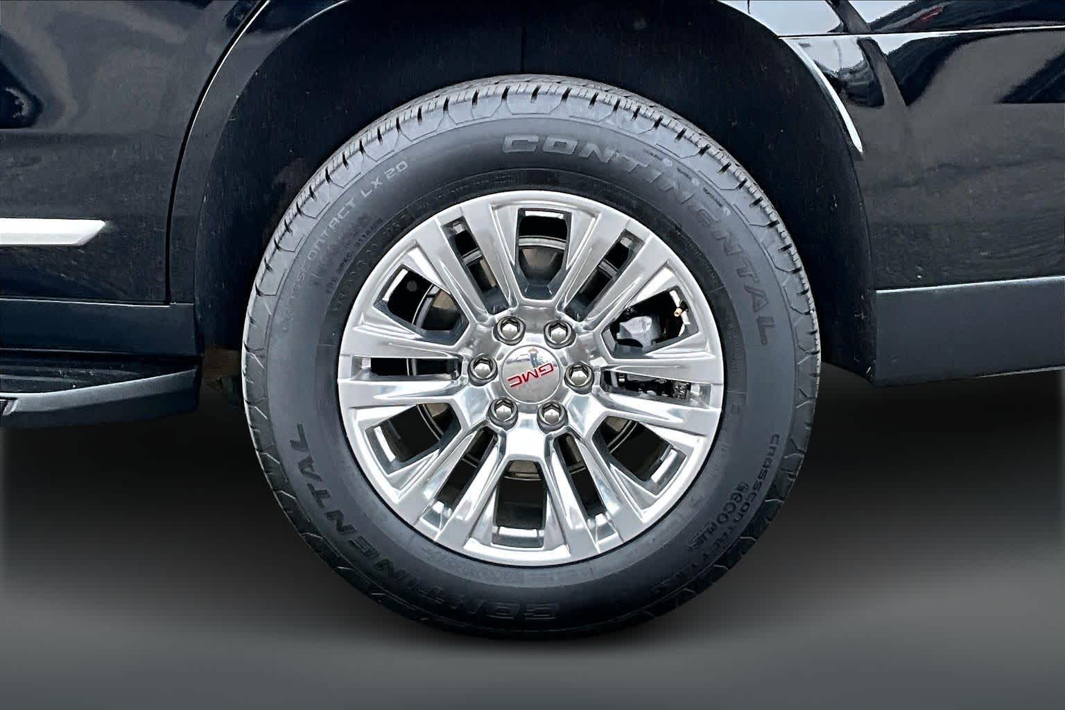 Thumbnail: 2025 GMC Yukon - 35