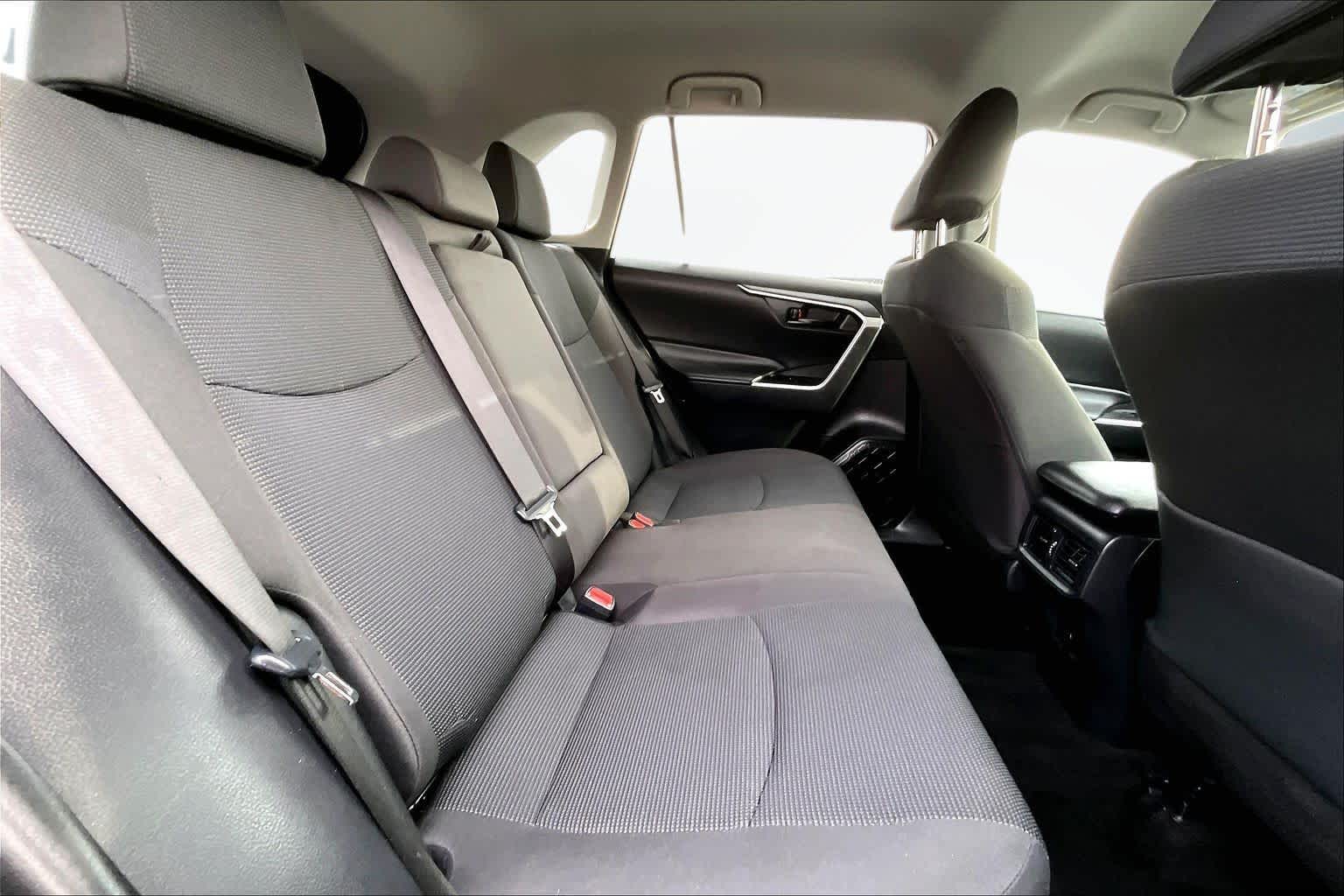 Thumbnail: 2024 Toyota RAV4 - 30