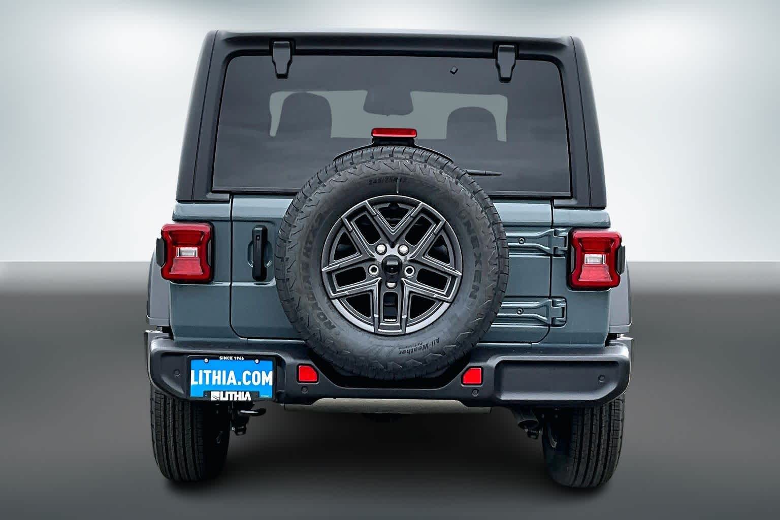 Thumbnail: 2026 Jeep Wrangler - 5