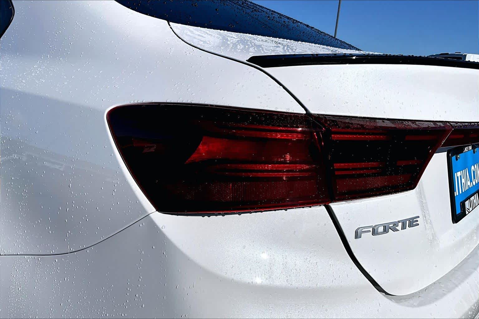 Thumbnail: 2023 Kia Forte - 33