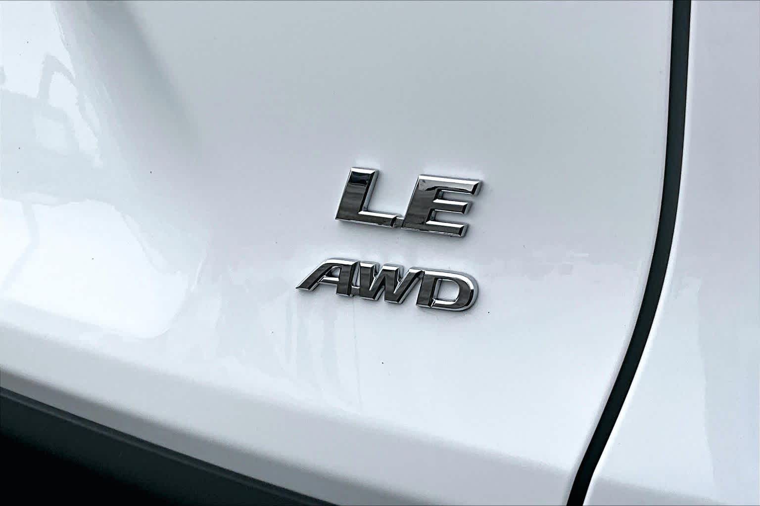 Thumbnail: 2023 Toyota RAV4 - 7