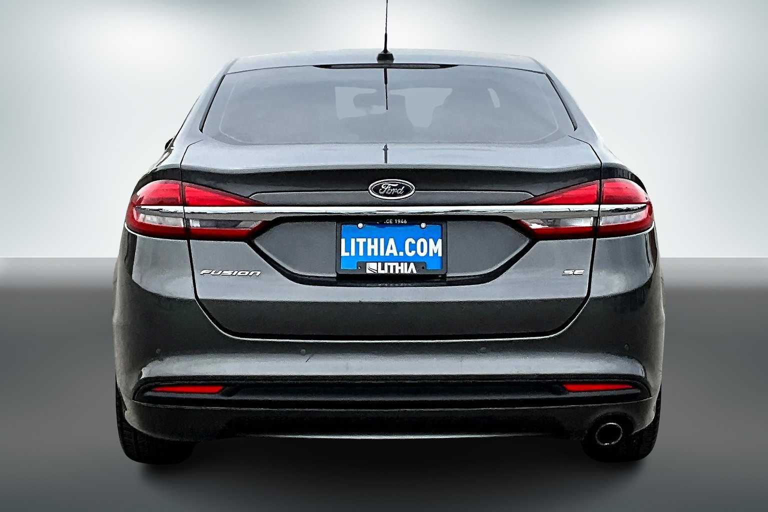 Thumbnail: 2017 Ford Fusion - 5