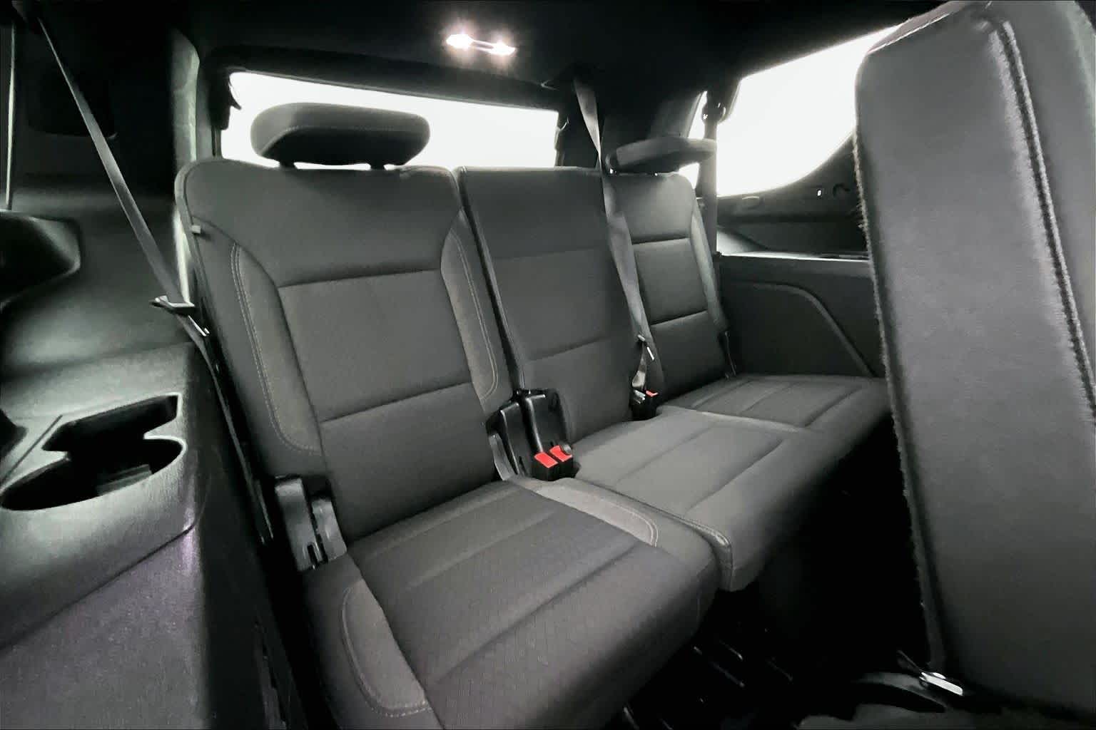 Thumbnail: 2023 GMC Yukon - 31