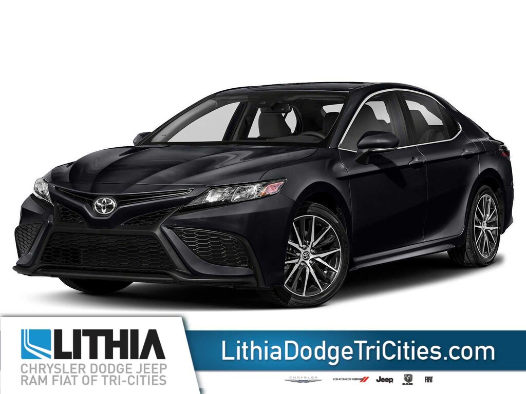 Used 2023 Toyota Camry SE Sedan