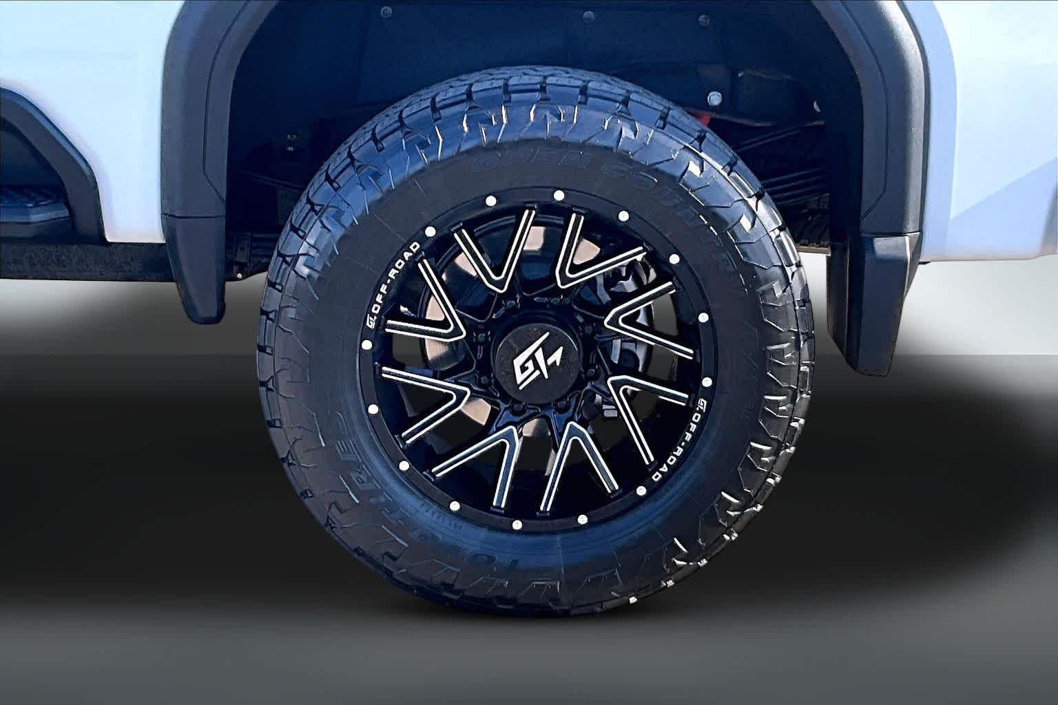 Thumbnail: 2025 GMC Sierra 3500 - 34