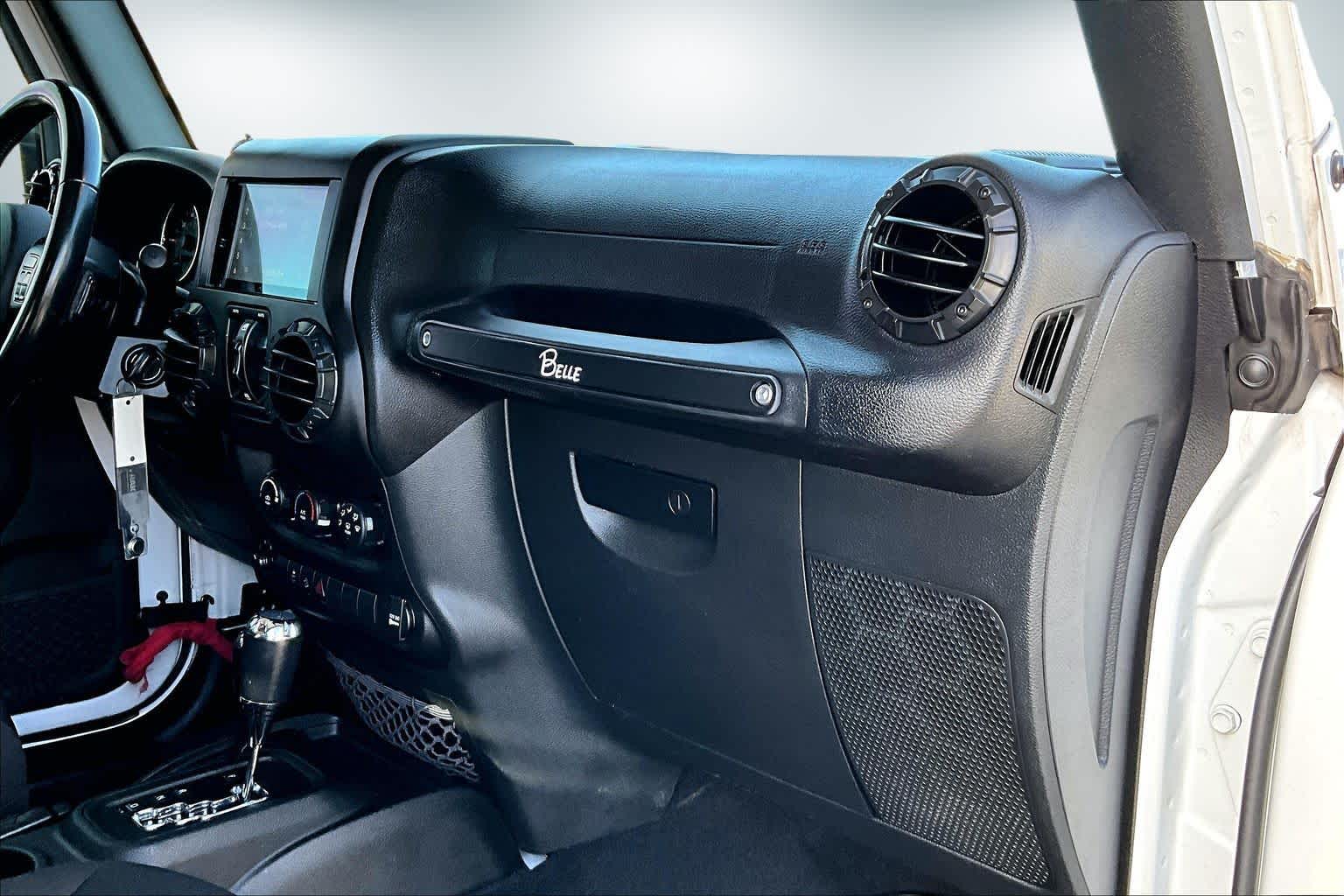 Thumbnail: 2018 Jeep Wrangler - 20