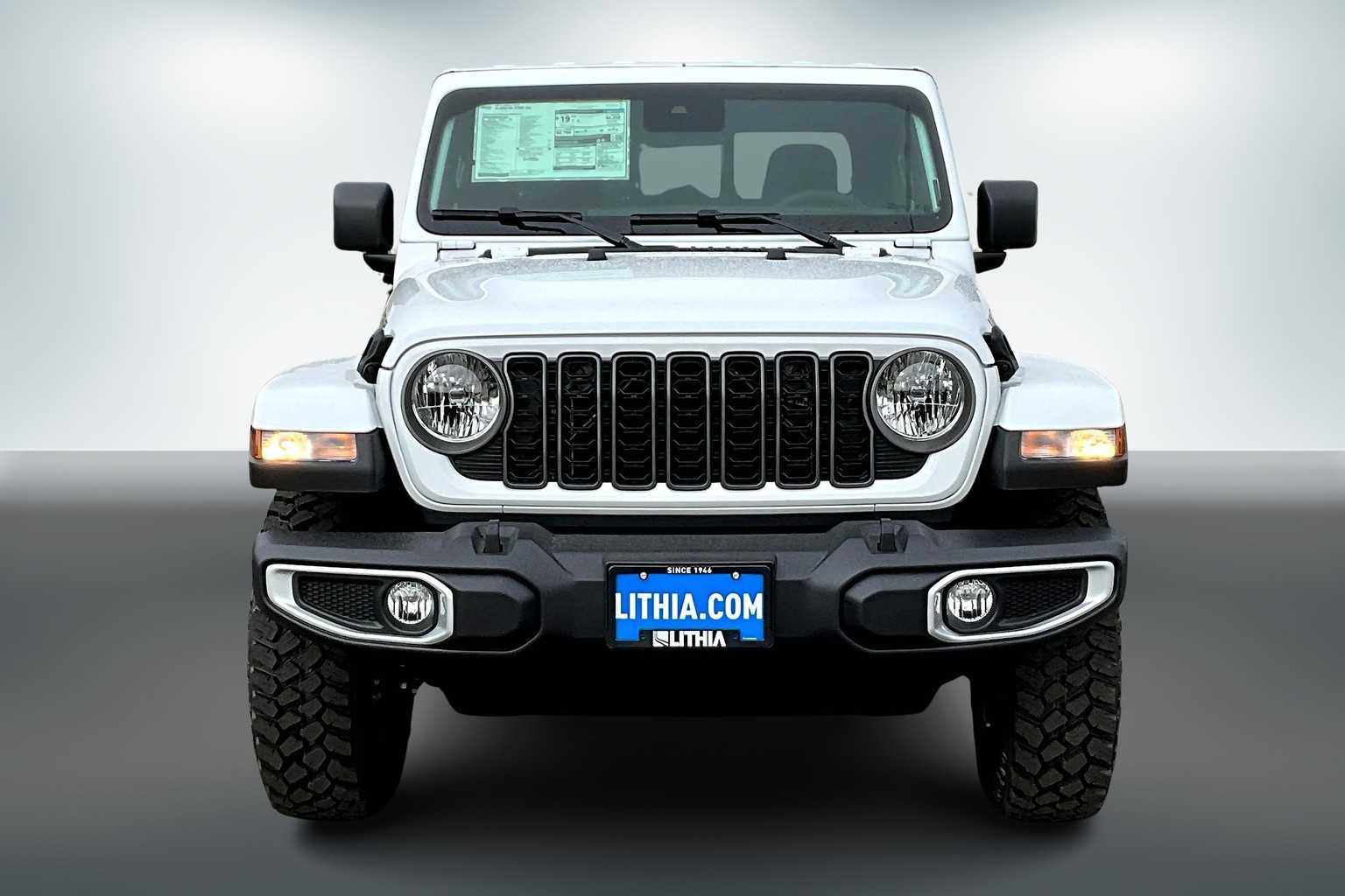 Thumbnail: 2025 Jeep Gladiator - 6