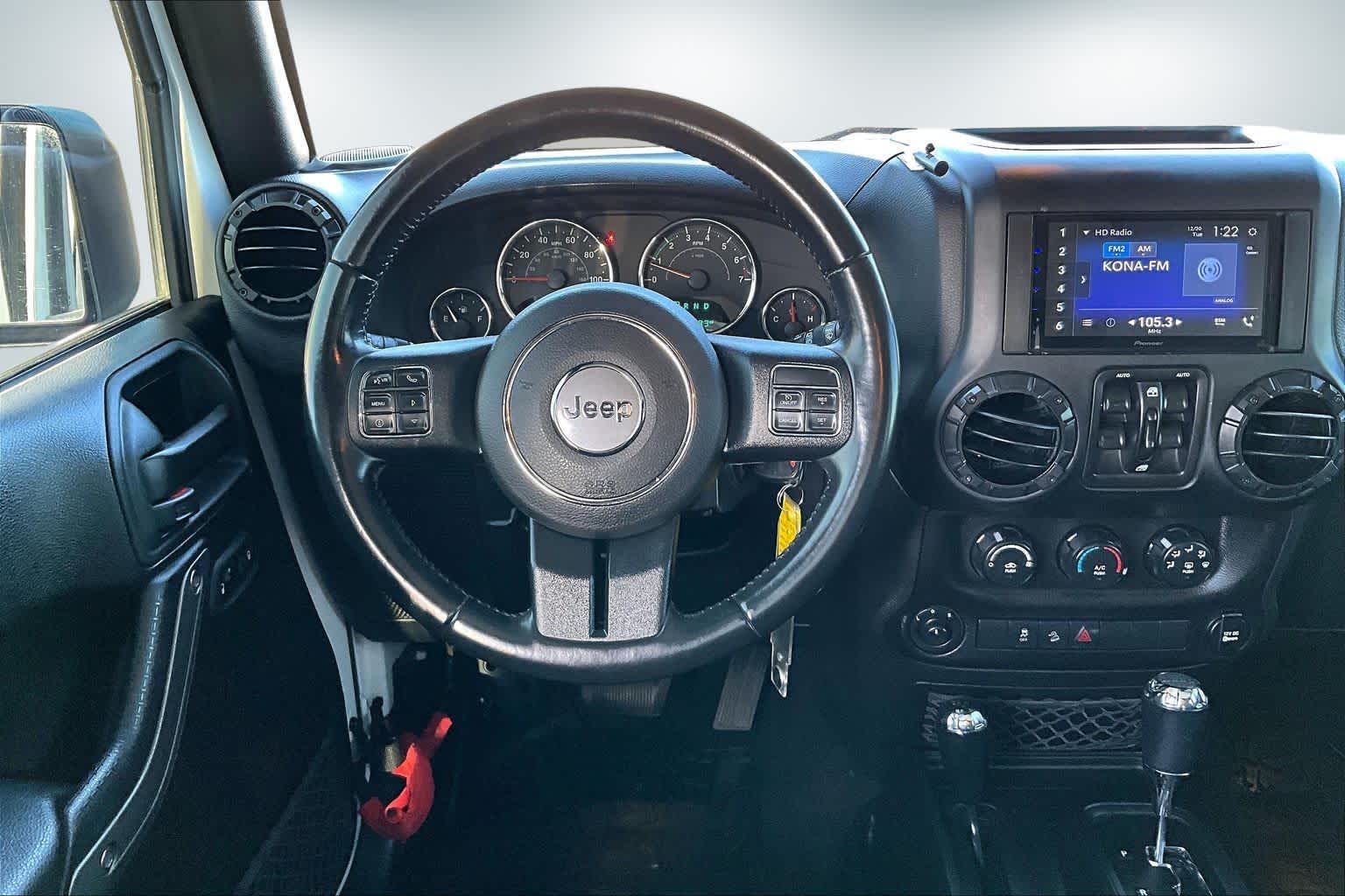 Thumbnail: 2018 Jeep Wrangler - 12