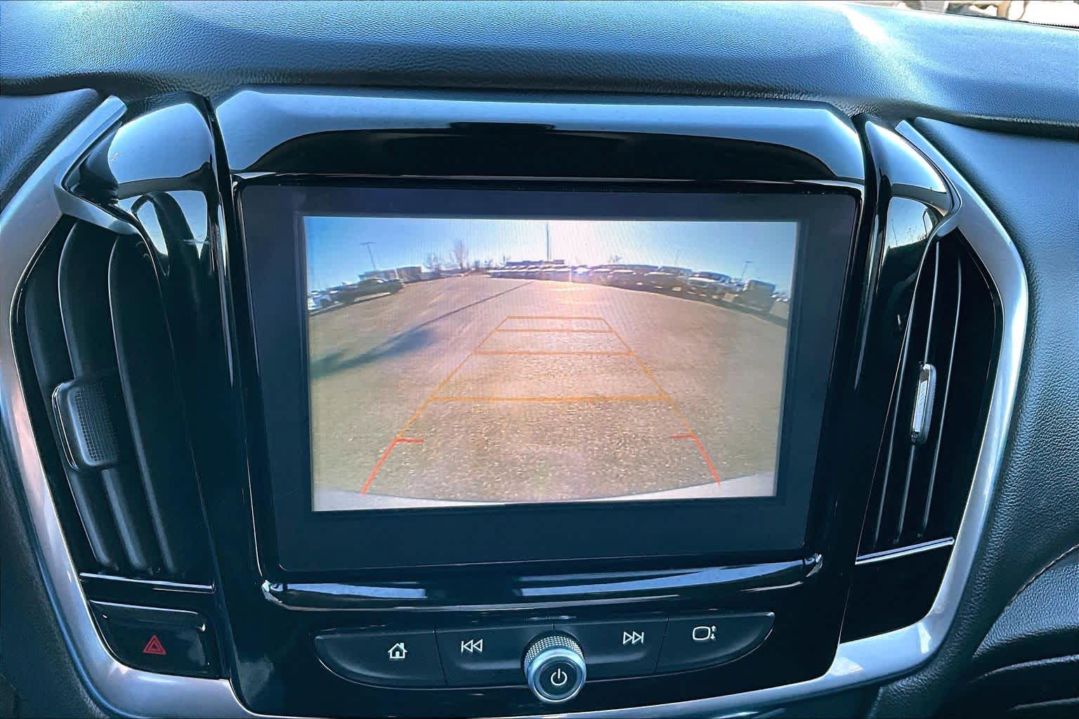 Thumbnail: 2019 Chevrolet Traverse - 26