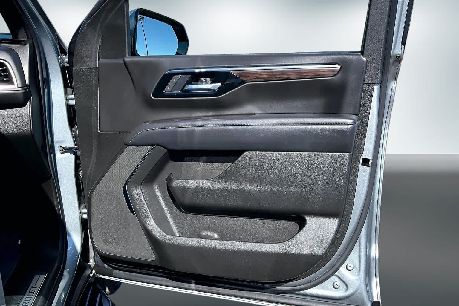 Thumbnail: 2025 Chevrolet Tahoe - 28