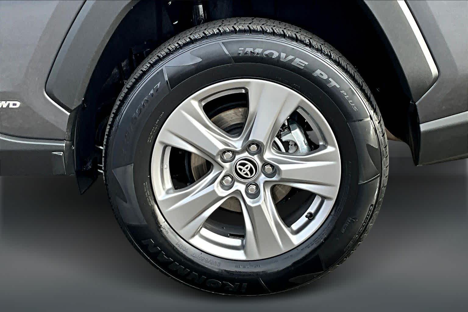 Thumbnail: 2024 Toyota RAV4 - 37