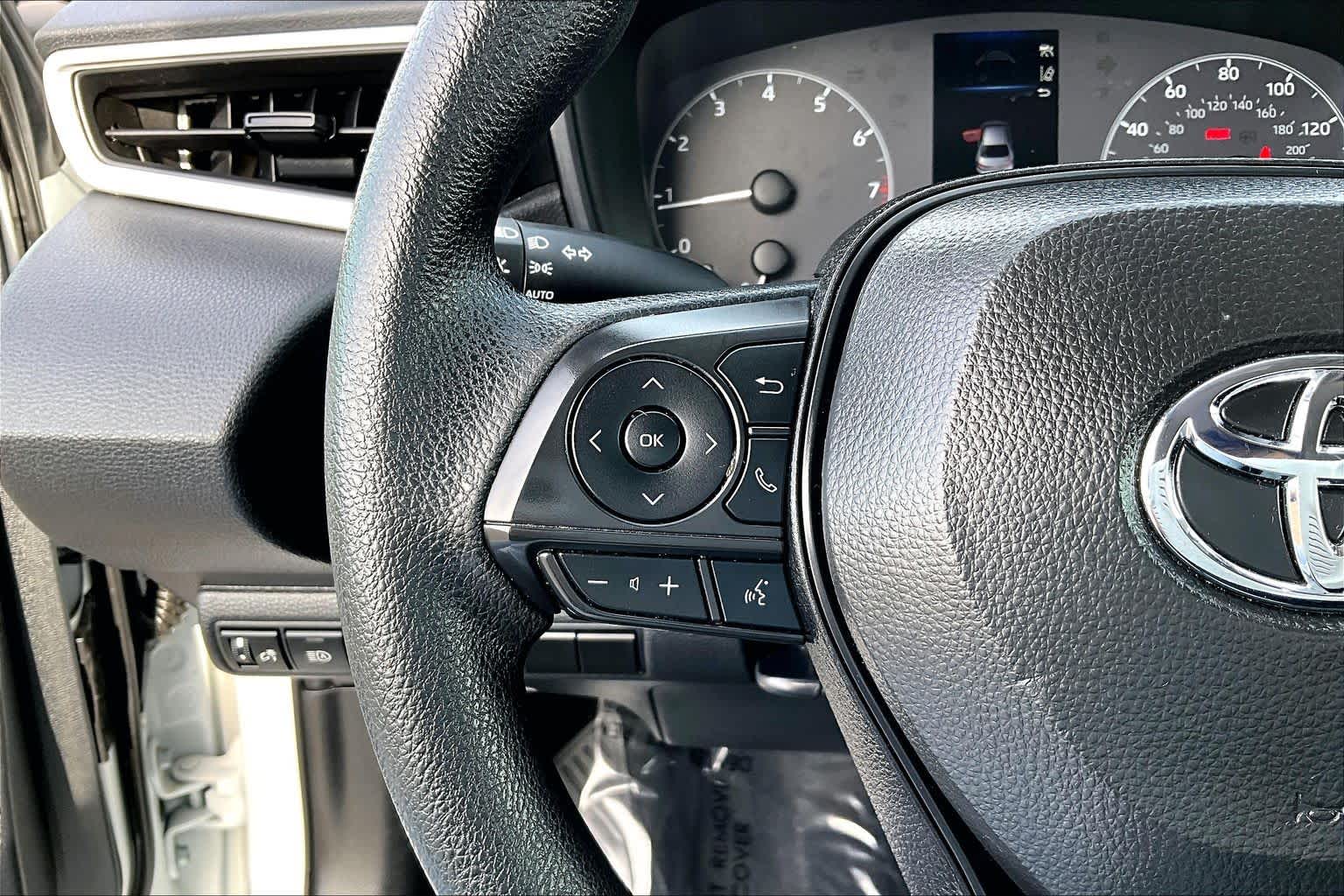 Thumbnail: 2025 Toyota Corolla - 24