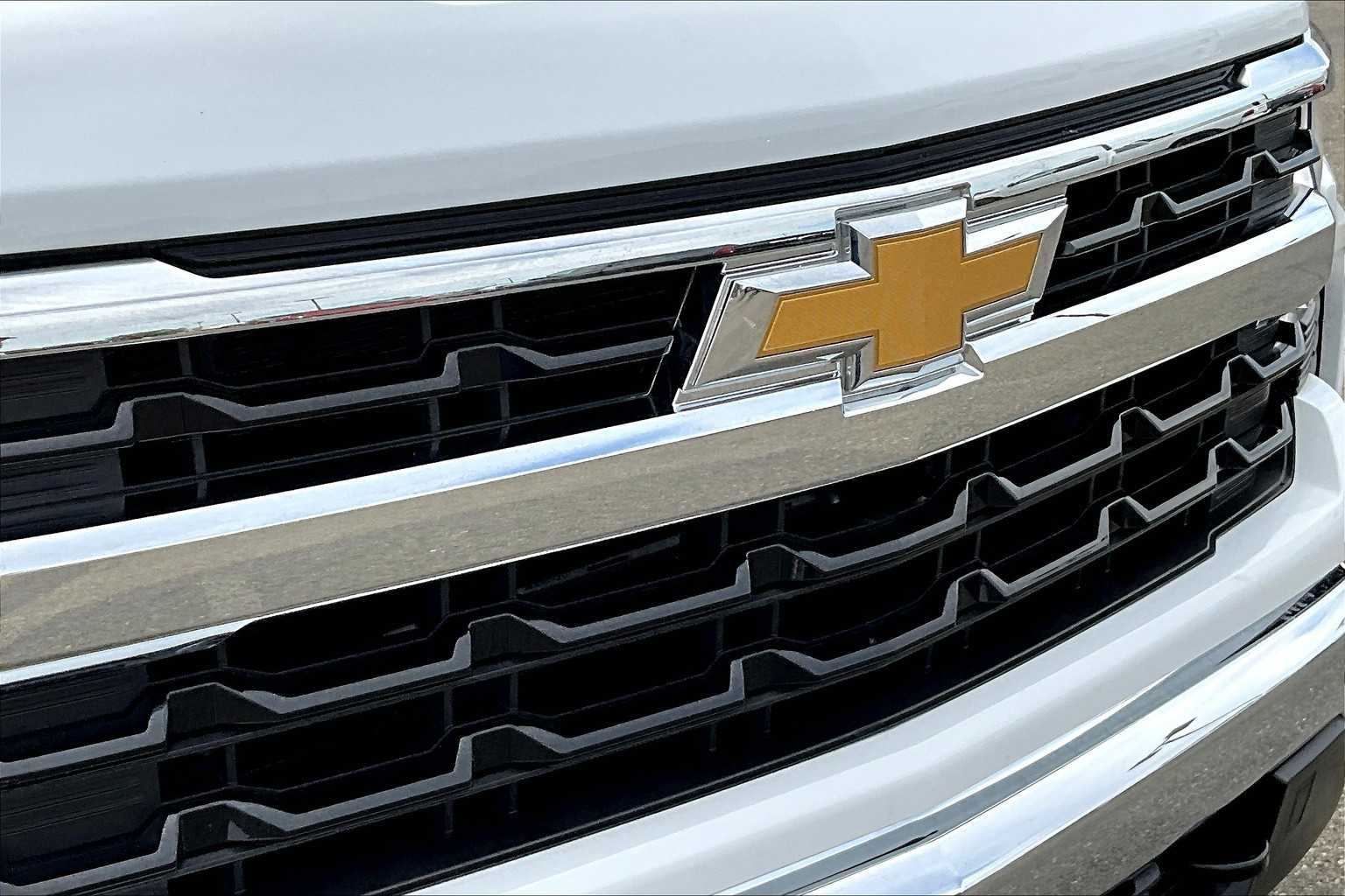 Thumbnail: 2023 Chevrolet Silverado 1500 - 34