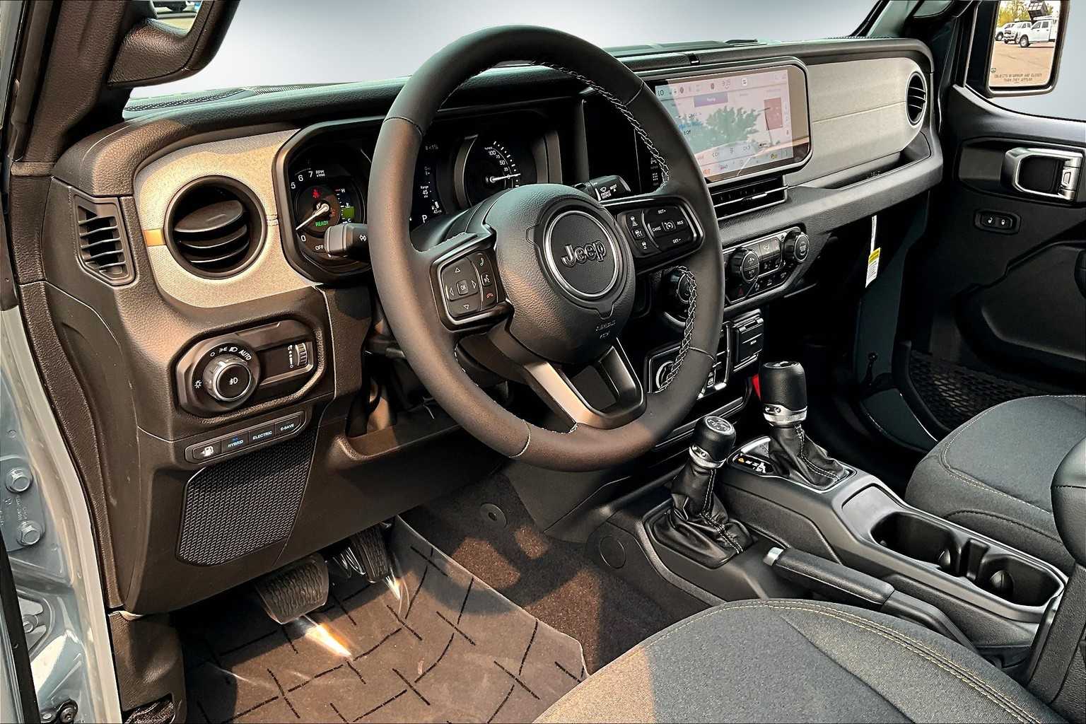 Thumbnail: 2025 Jeep Wrangler - 2
