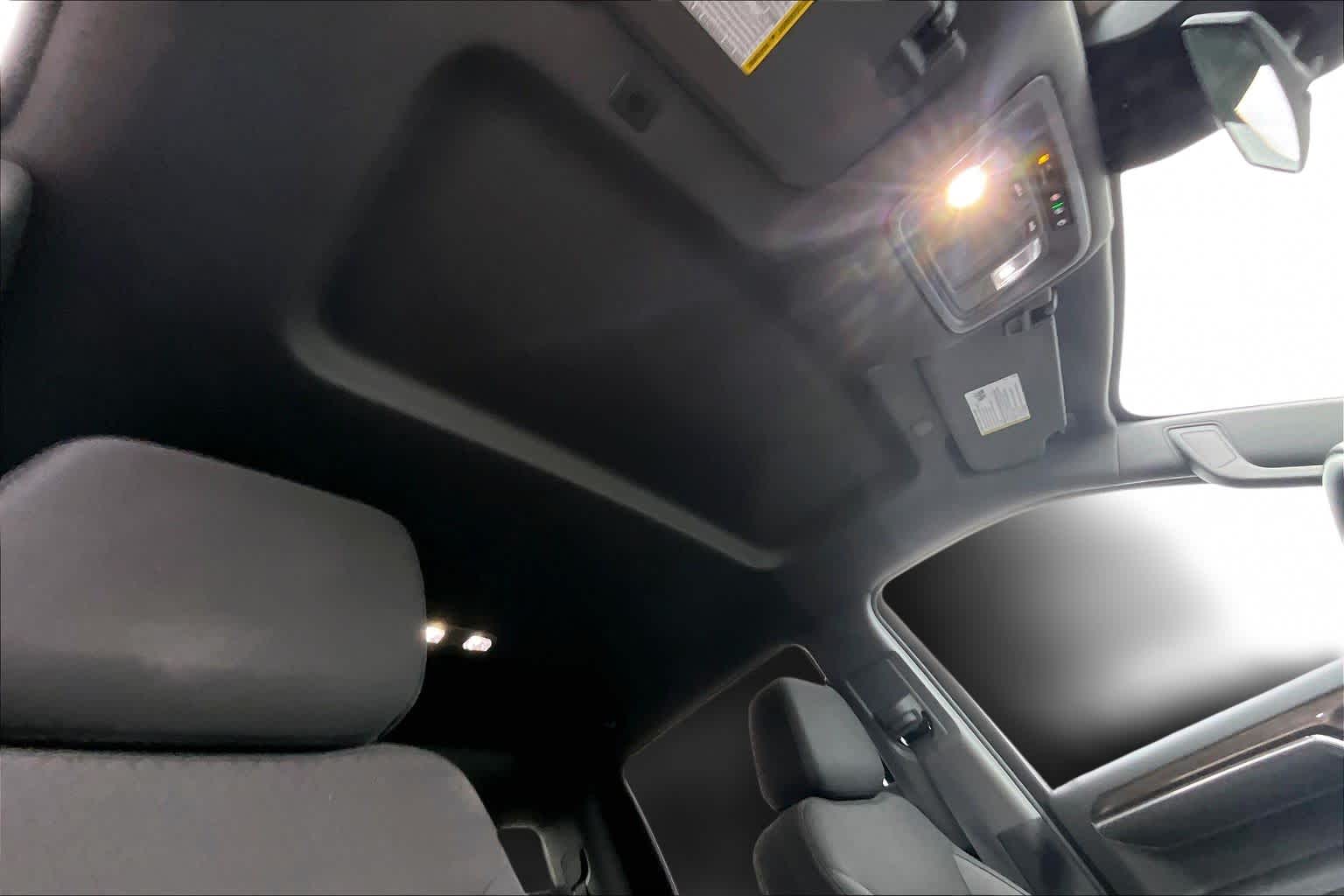 Thumbnail: 2025 Chevrolet Silverado 1500 - 31