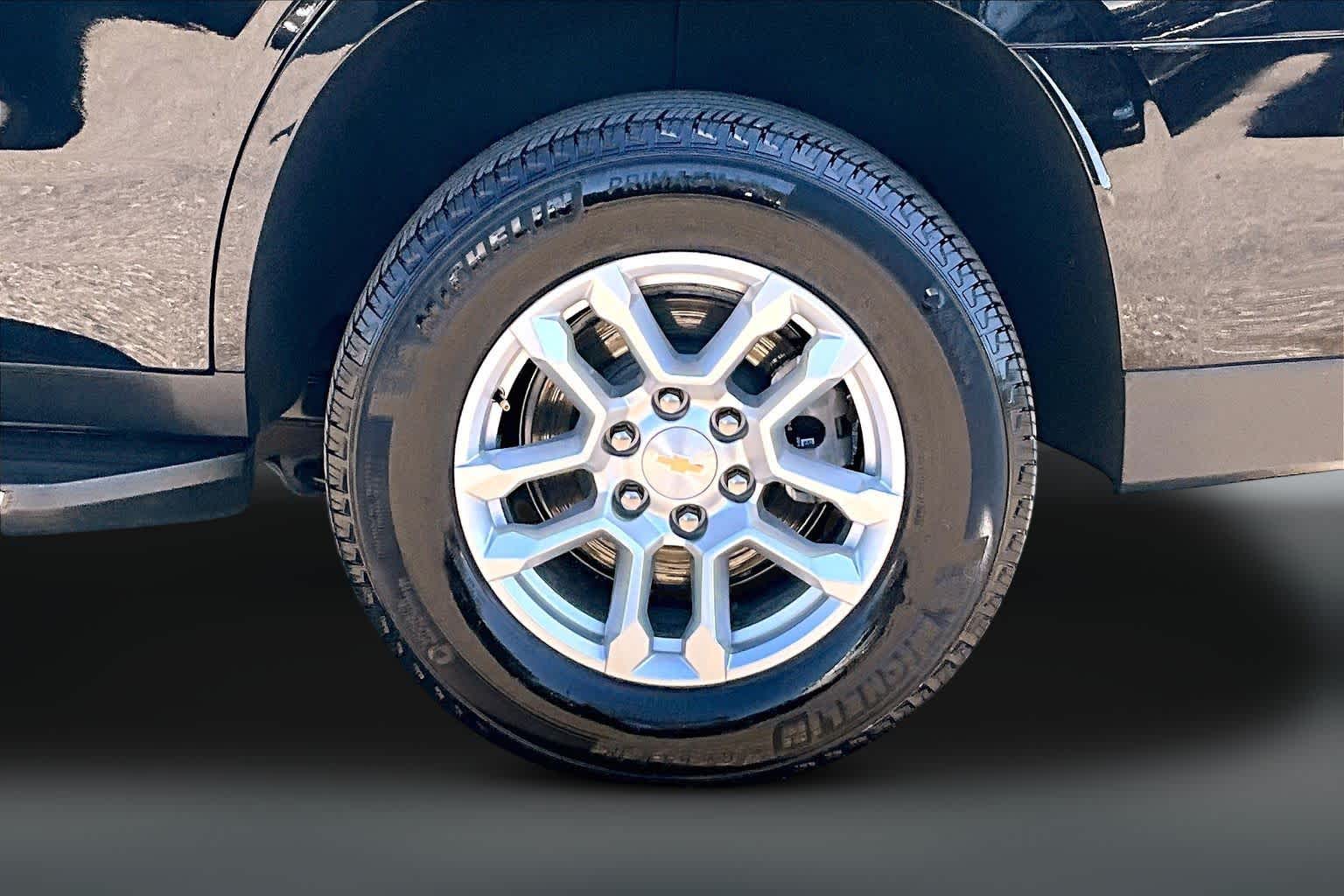 Thumbnail: 2025 Chevrolet Tahoe - 33