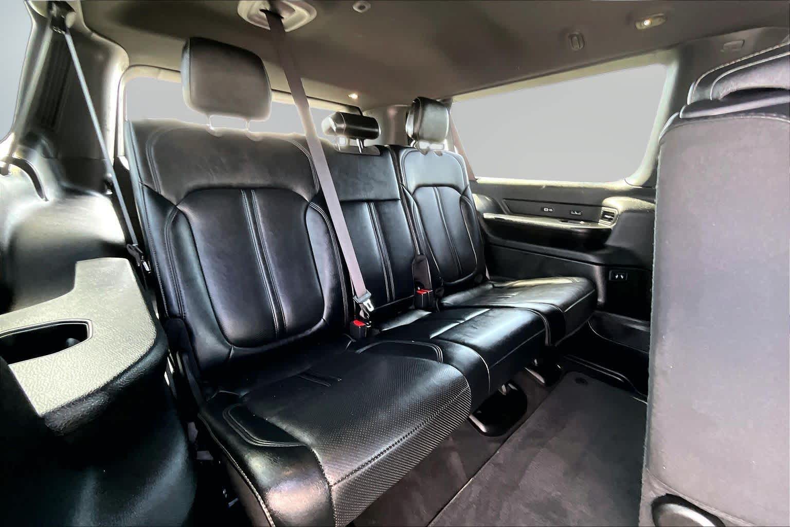 Thumbnail: 2024 Jeep Wagoneer - 31