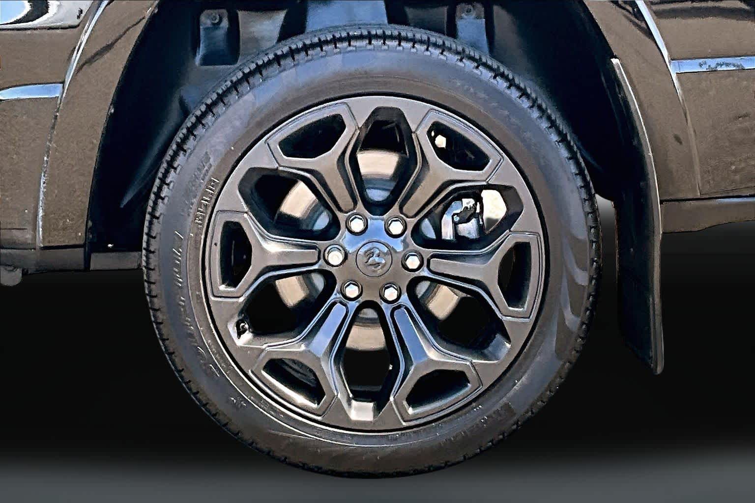 Thumbnail: 2023 RAM 1500 - 31