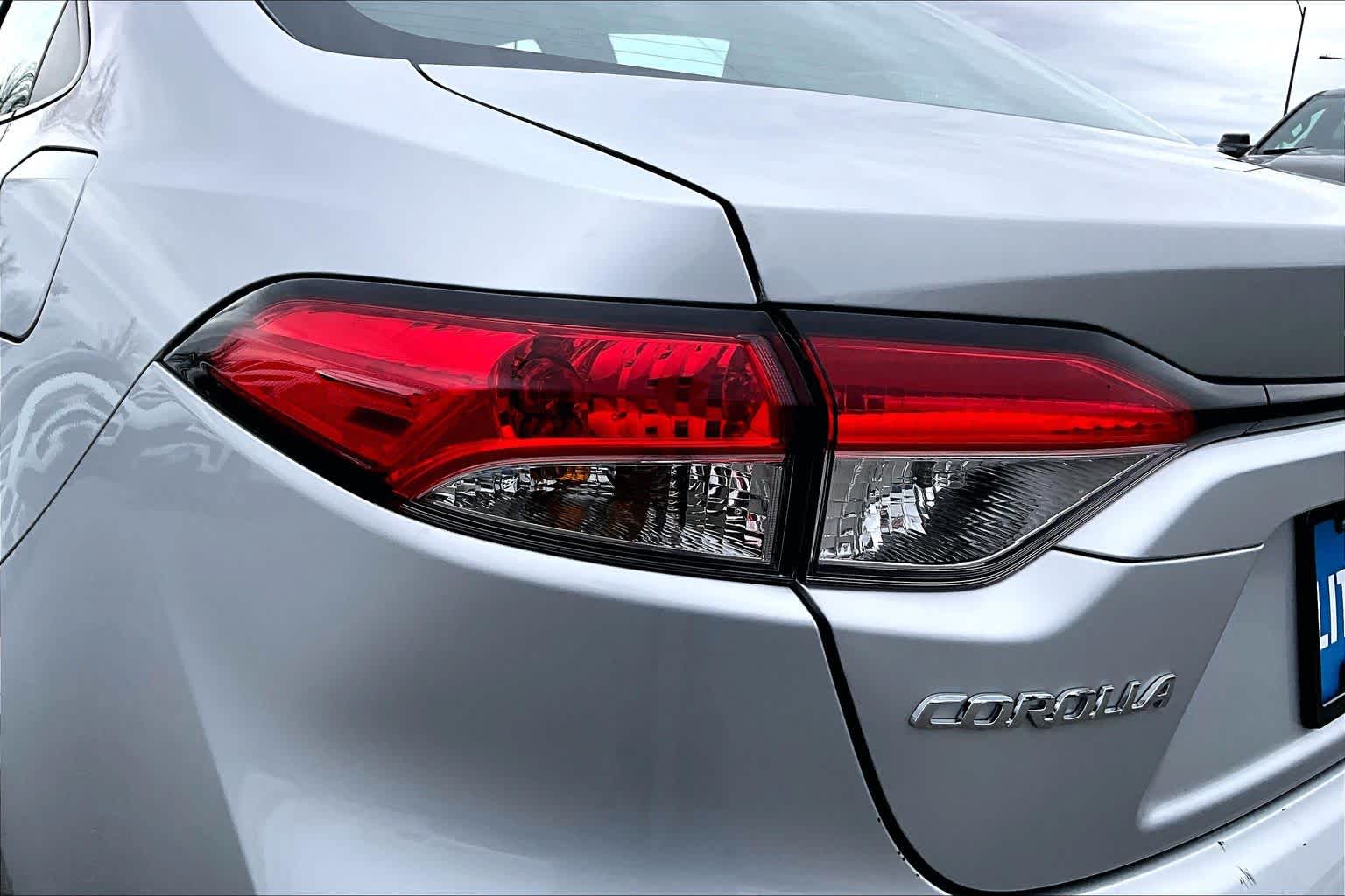 Thumbnail: 2024 Toyota Corolla - 32