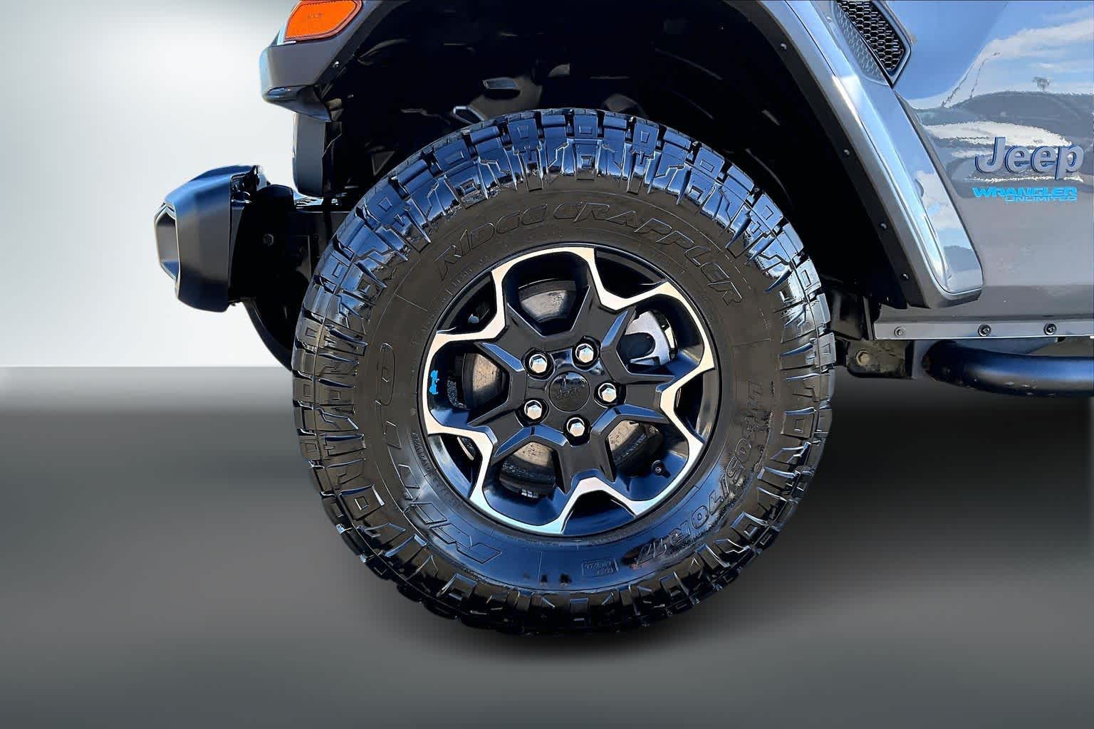 Thumbnail: 2022 Jeep Wrangler - 8