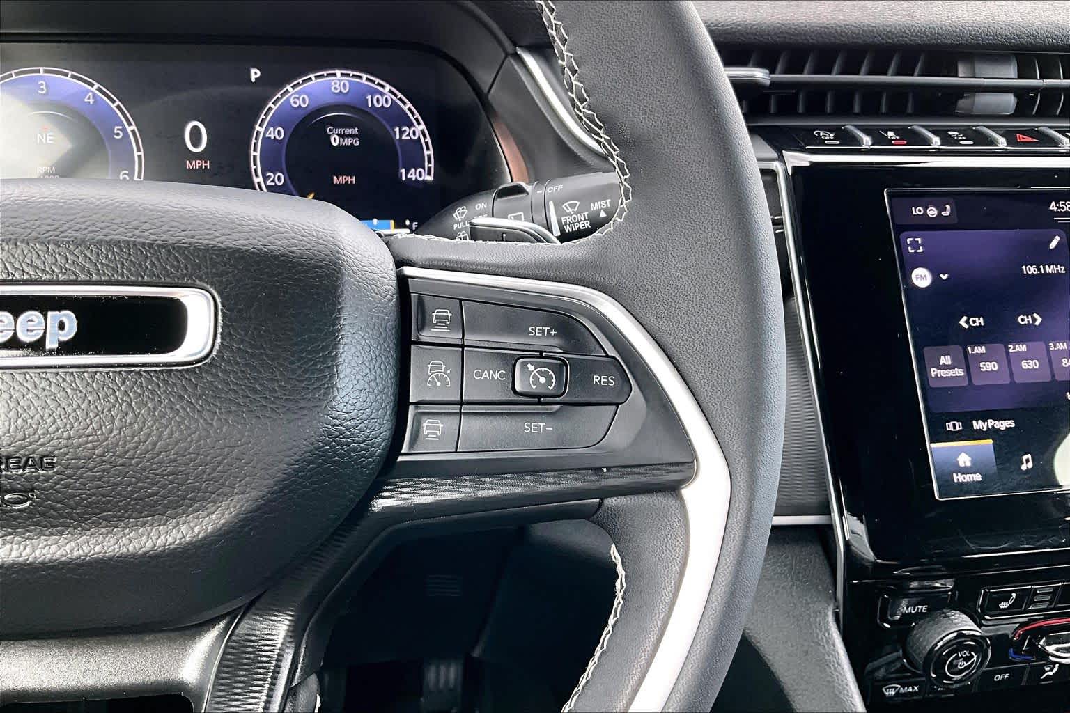 Thumbnail: 2025 Jeep Grand Cherokee - 25