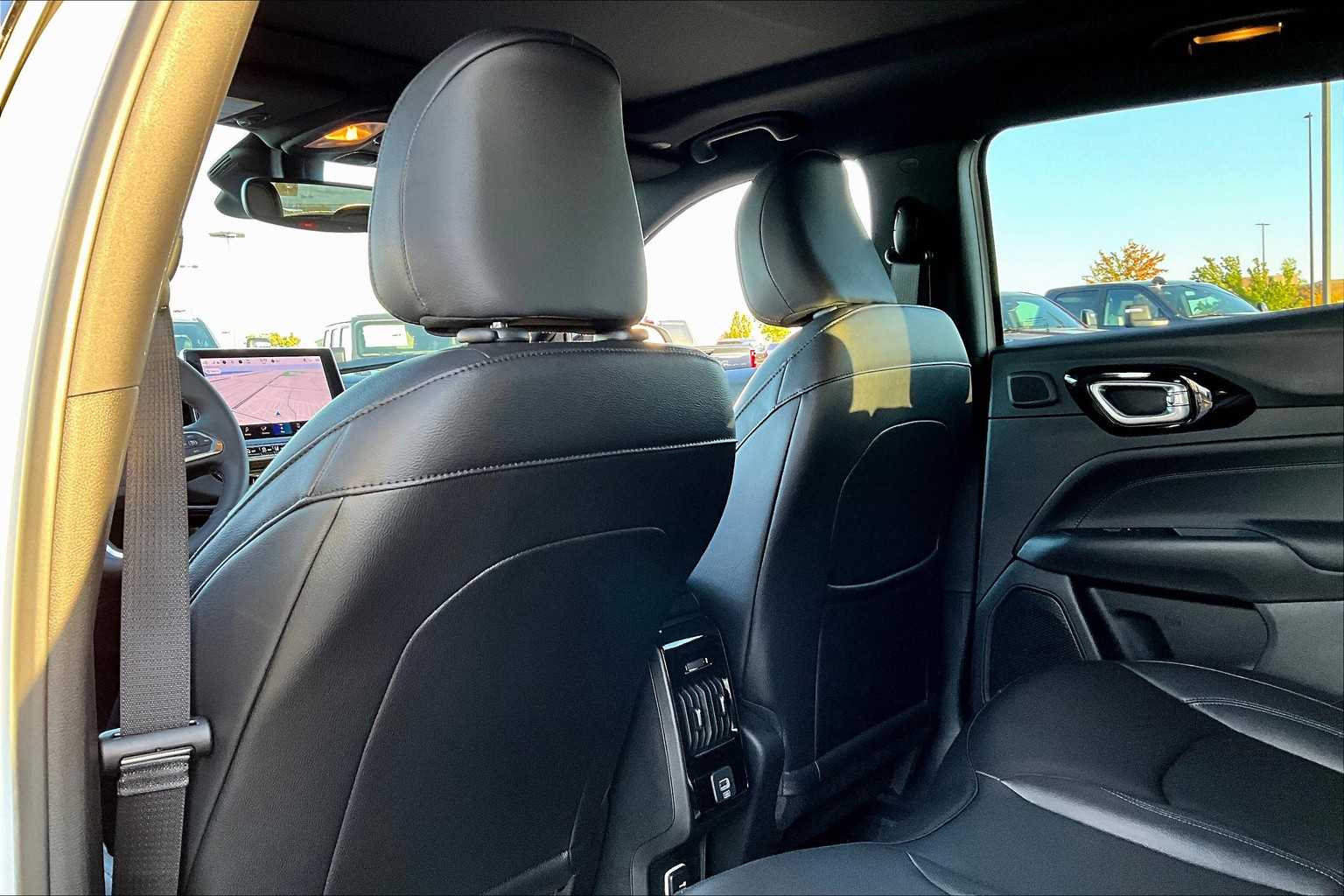 Thumbnail: 2026 Jeep Compass - 12