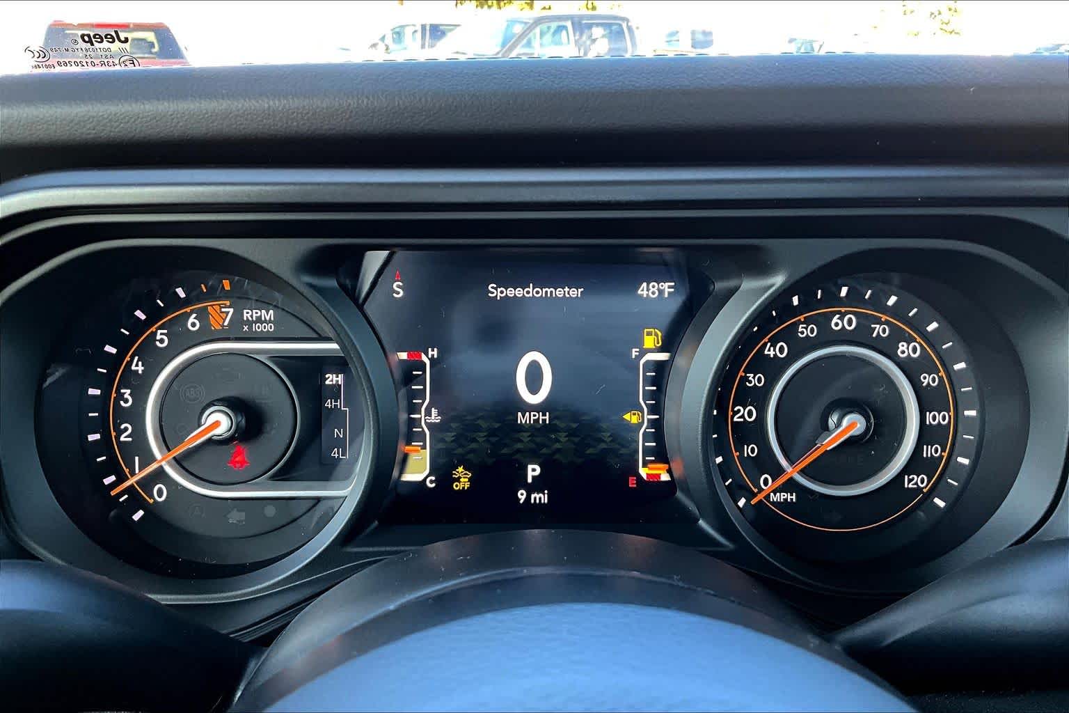 Thumbnail: 2026 Jeep Gladiator - 17