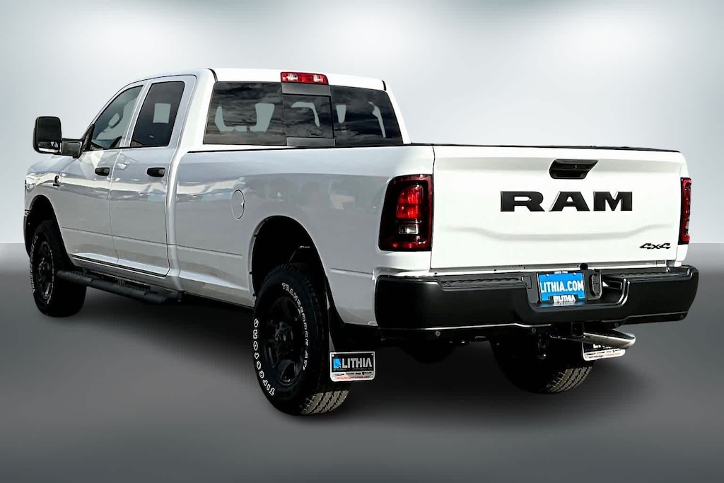 New 2026 Ram 2500 TRADESMAN CREW CAB 4X4 8' BOX Pickup