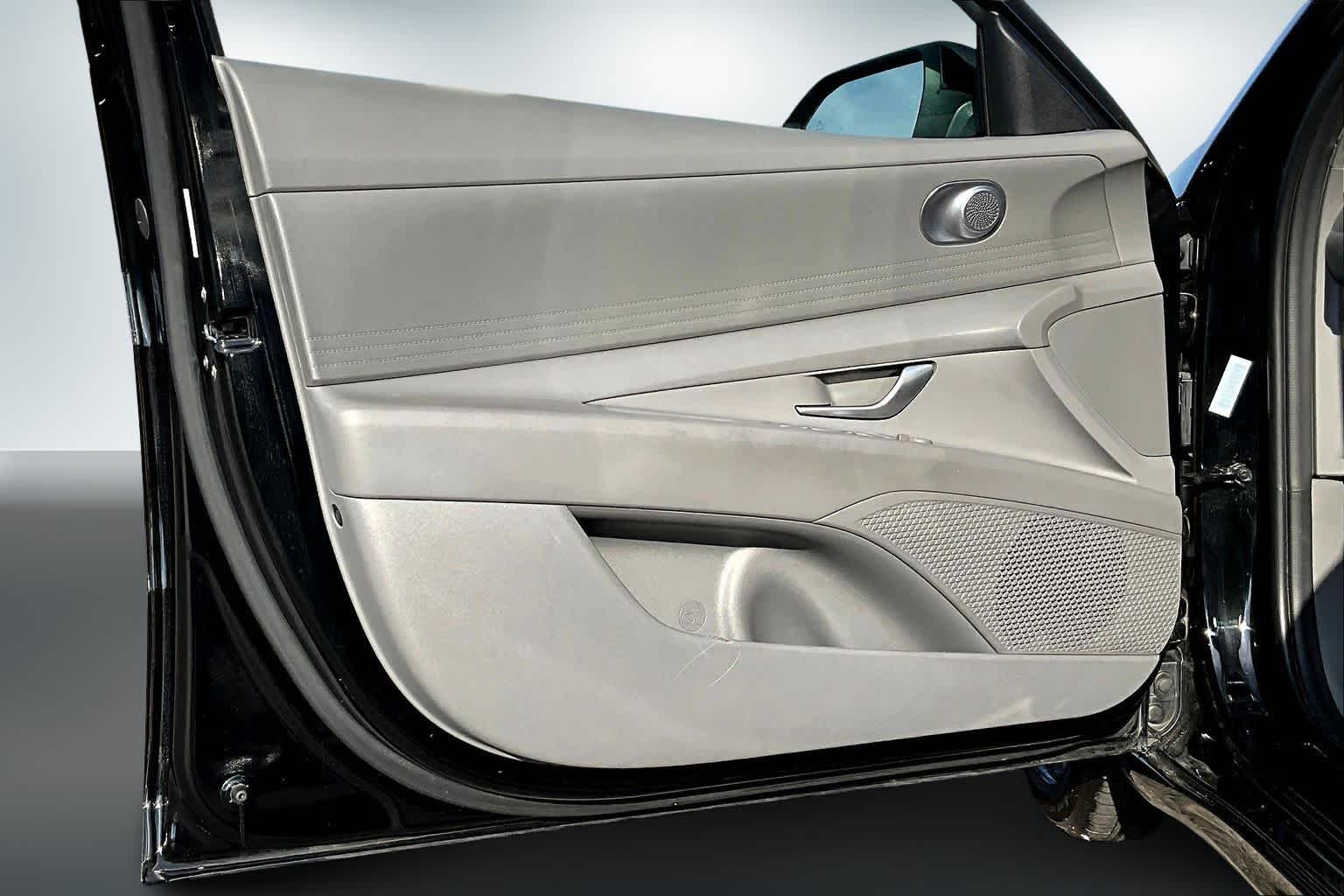 Thumbnail: 2024 Hyundai Elantra - 27