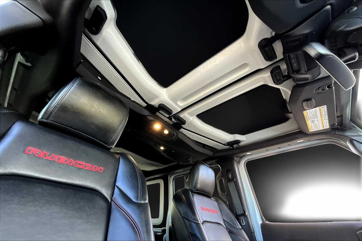 Thumbnail: 2024 Jeep Wrangler - 30