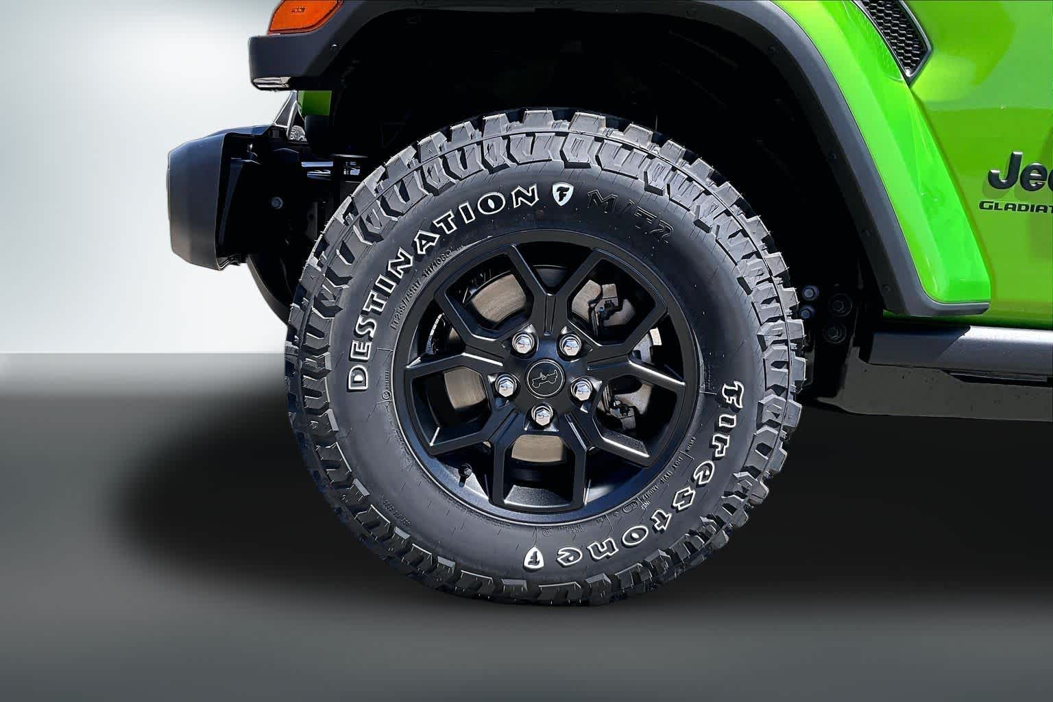 Thumbnail: 2026 Jeep Gladiator - 8