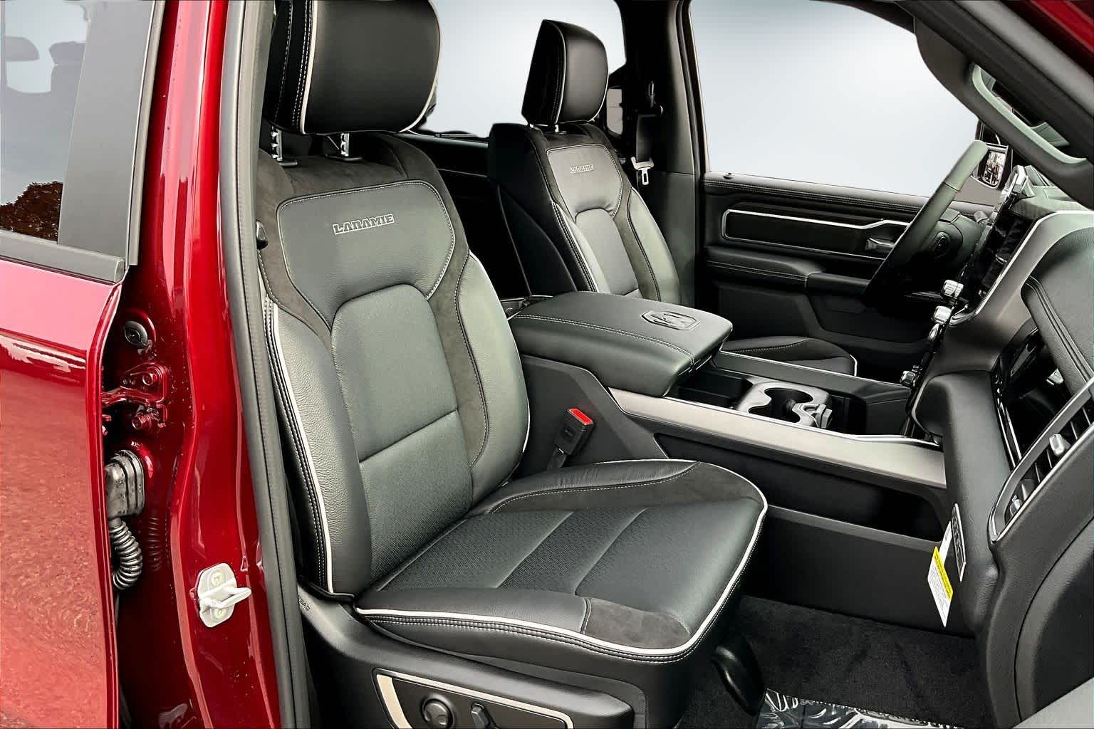 Thumbnail: 2026 RAM 1500 - 14