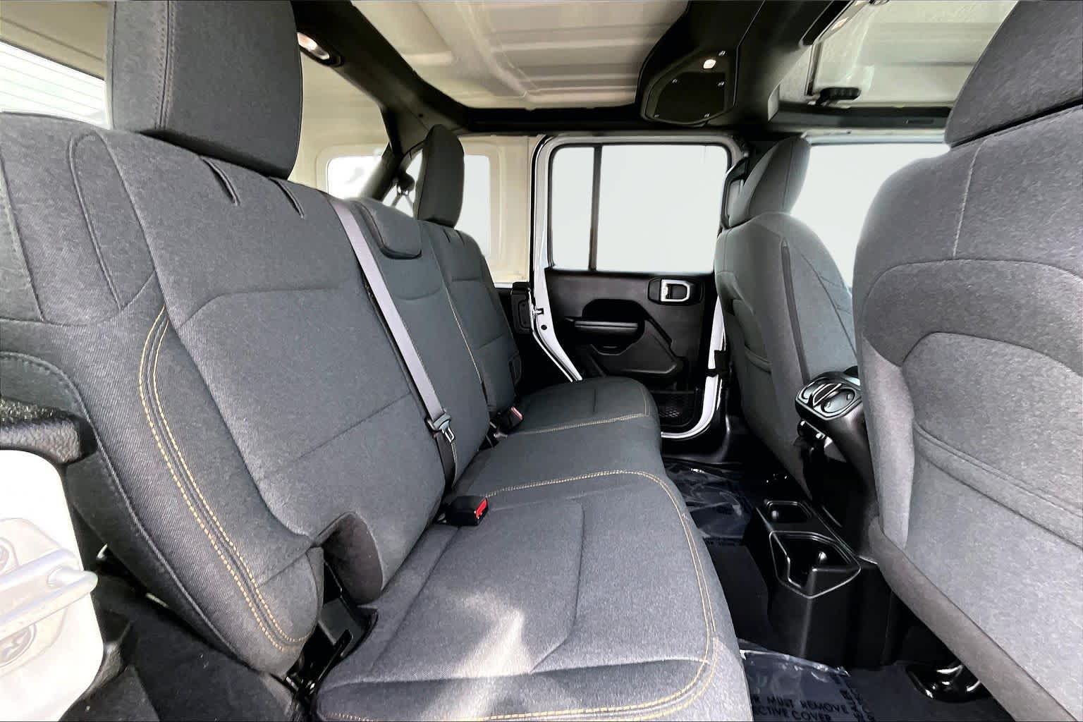 Thumbnail: 2024 Jeep Wrangler - 30