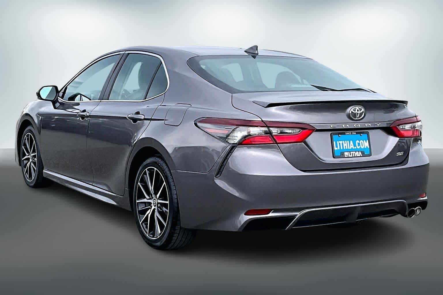 Thumbnail: 2023 Toyota Camry - 3