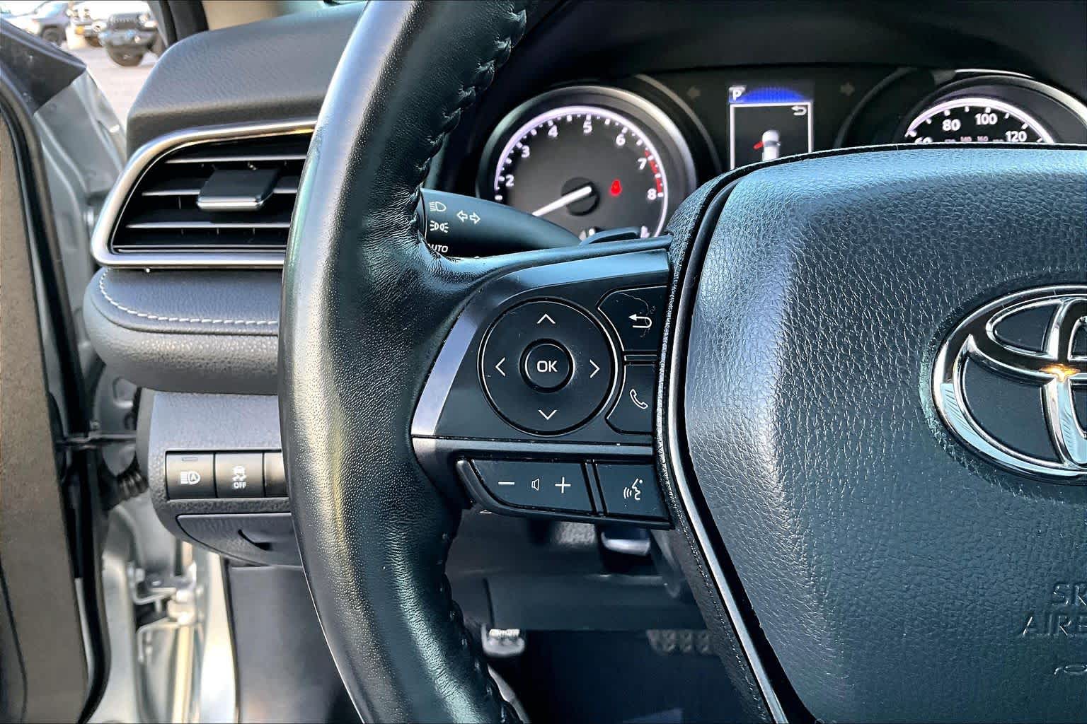 Thumbnail: 2023 Toyota Camry - 24