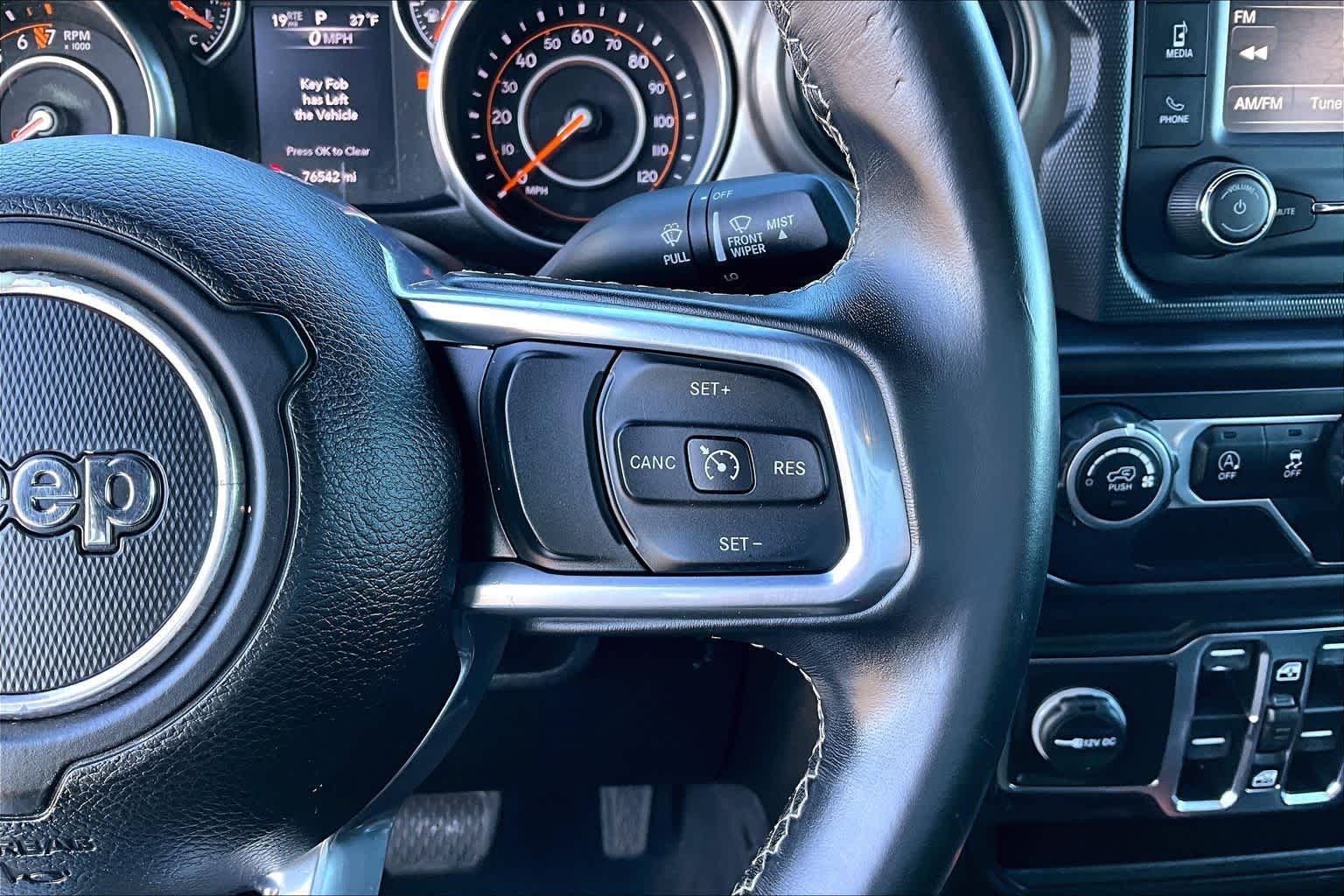 Thumbnail: 2020 Jeep Gladiator - 25