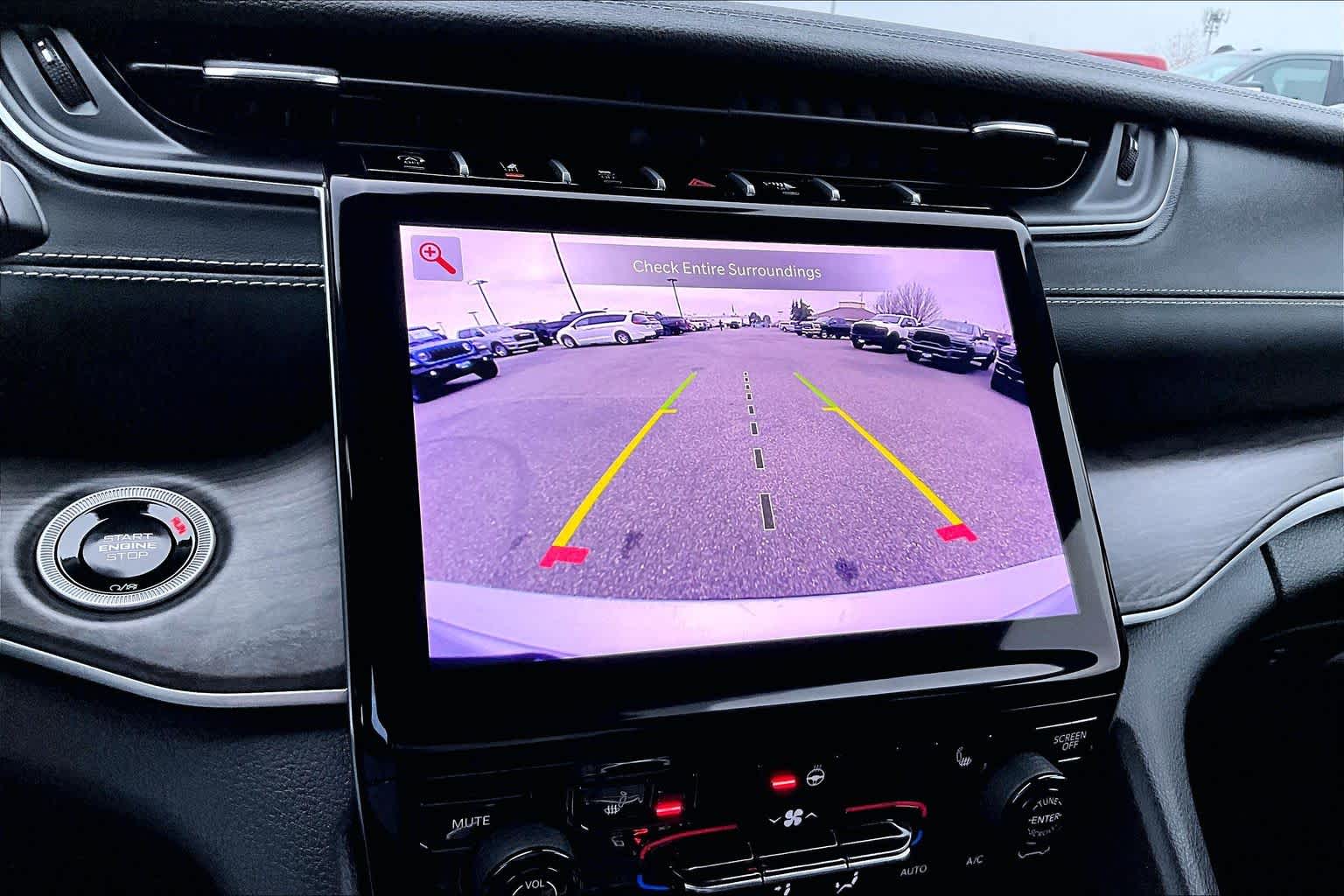 Thumbnail: 2024 Jeep Grand Cherokee L - 26