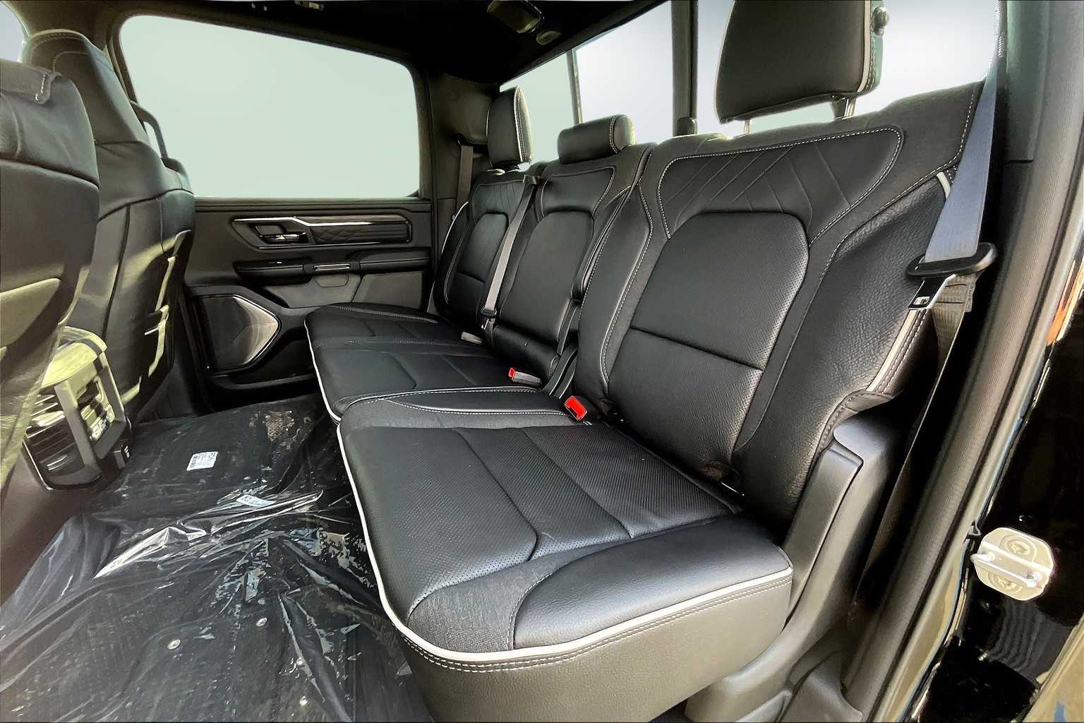 Thumbnail: 2026 RAM 1500 - 13