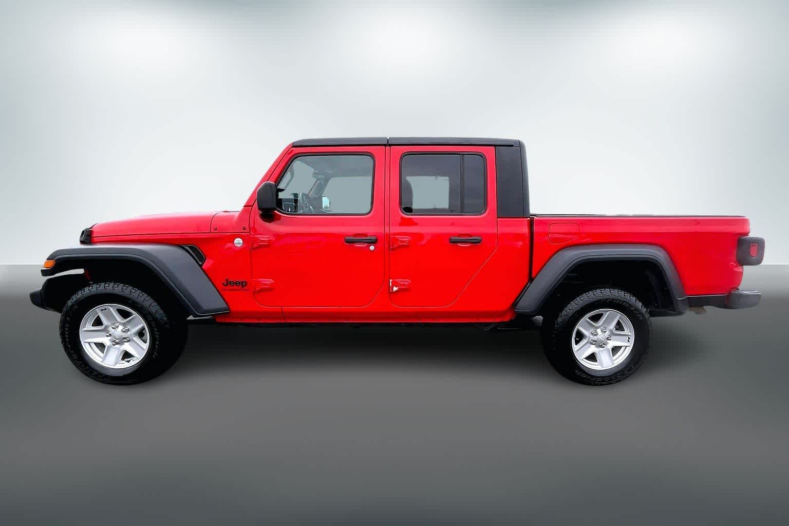 Thumbnail: 2020 Jeep Gladiator - 3