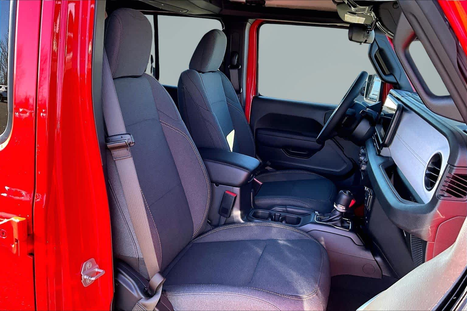 Thumbnail: 2026 Jeep Wrangler - 13