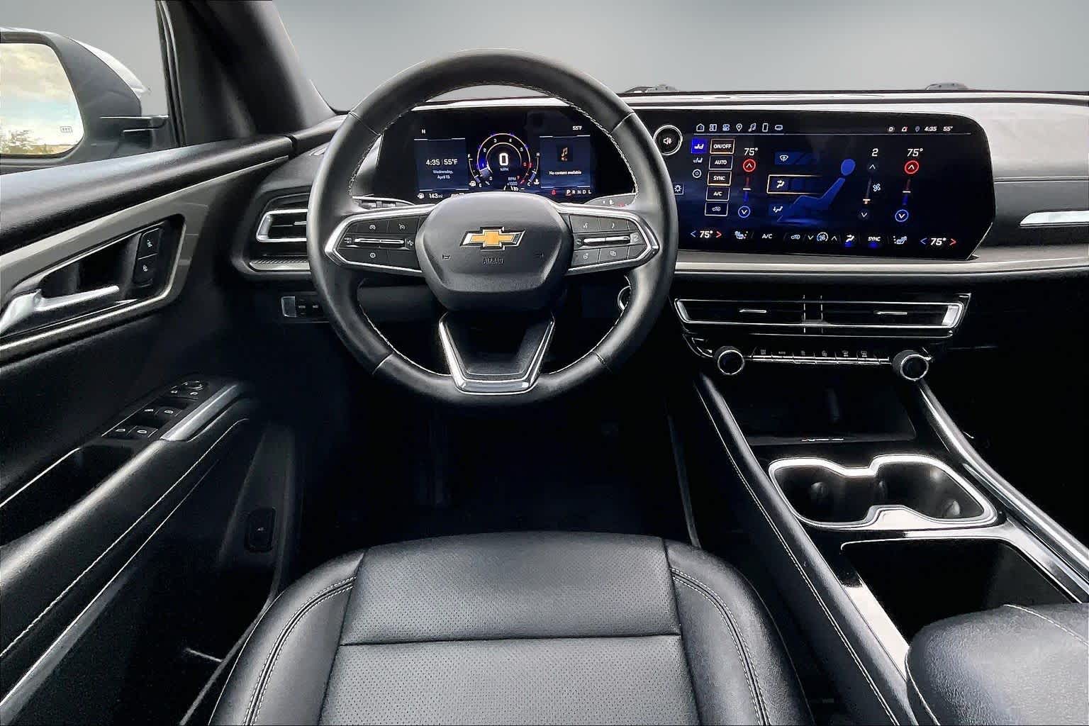 Thumbnail: 2025 Chevrolet Traverse - 13