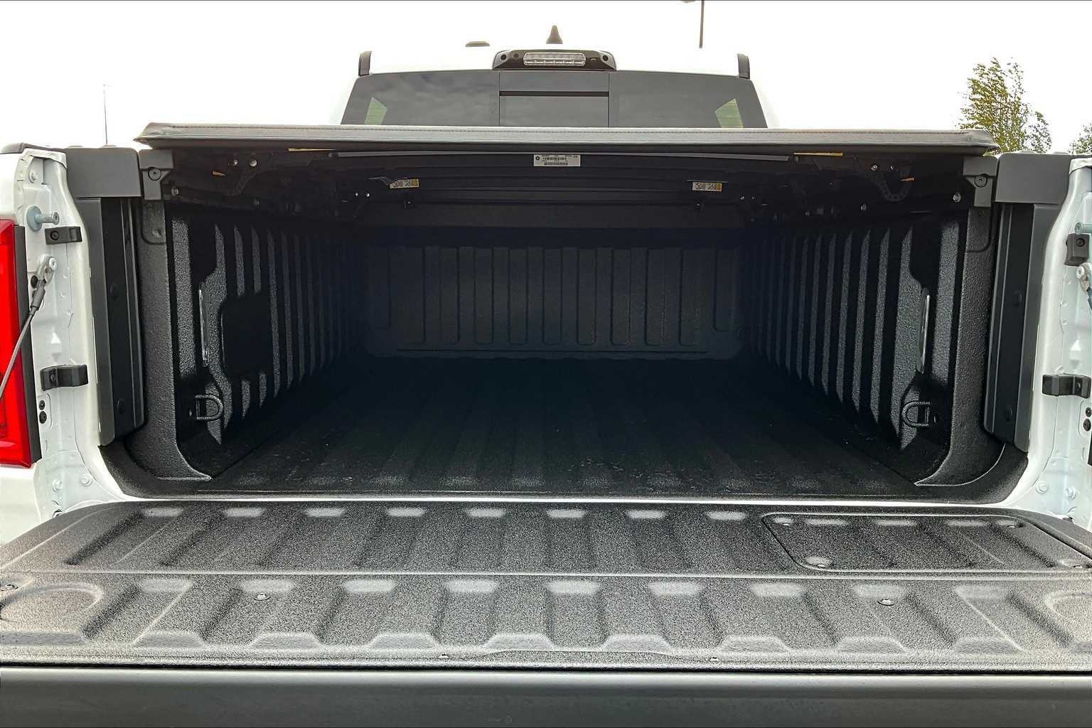 Thumbnail: 2026 RAM 1500 - 19