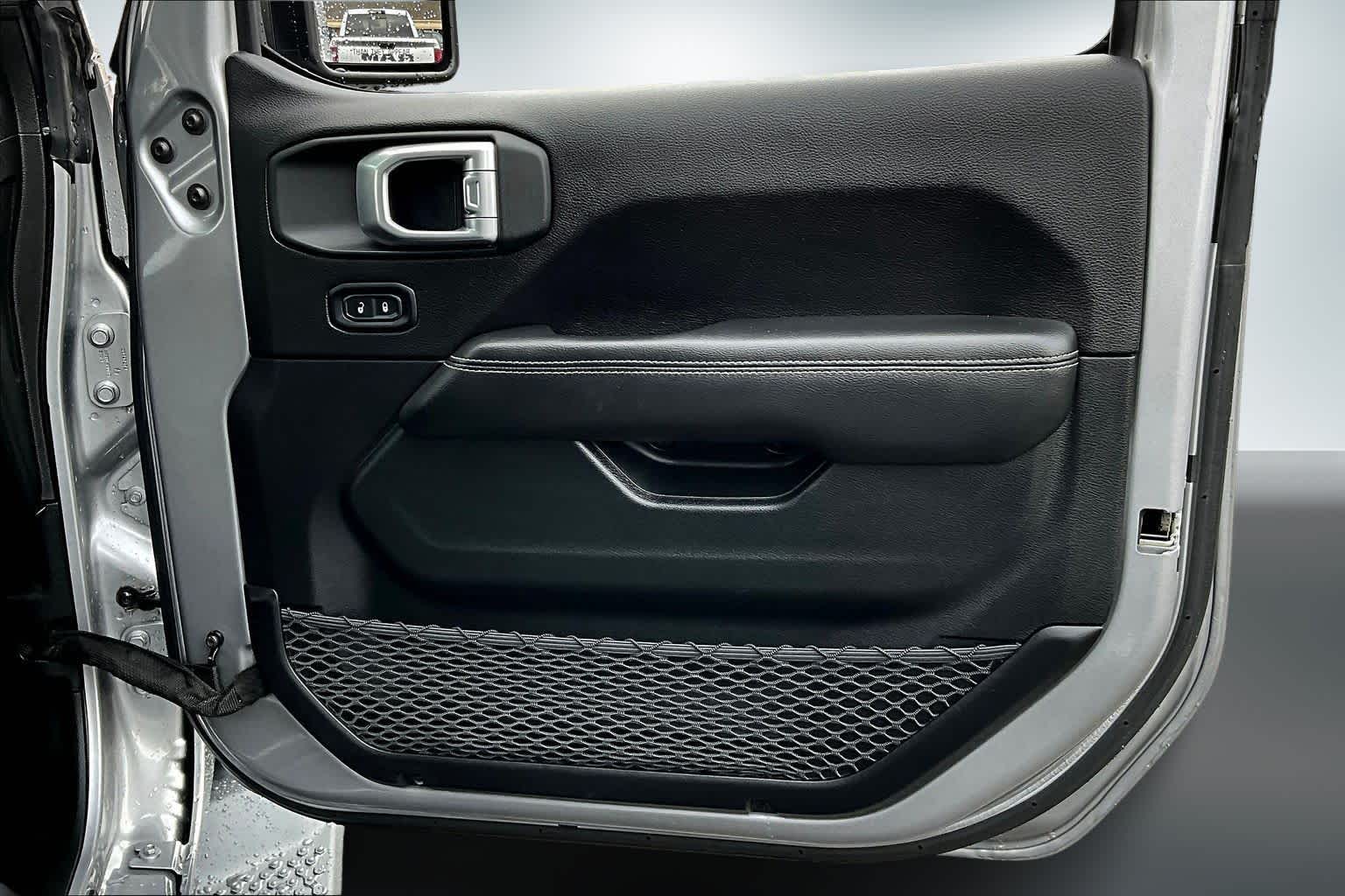 Thumbnail: 2019 Jeep Wrangler - 27