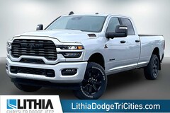 2026 Ram 3500 BIG HORN CREW CAB 4X4 8' BOX Pickup Kennewick, WA