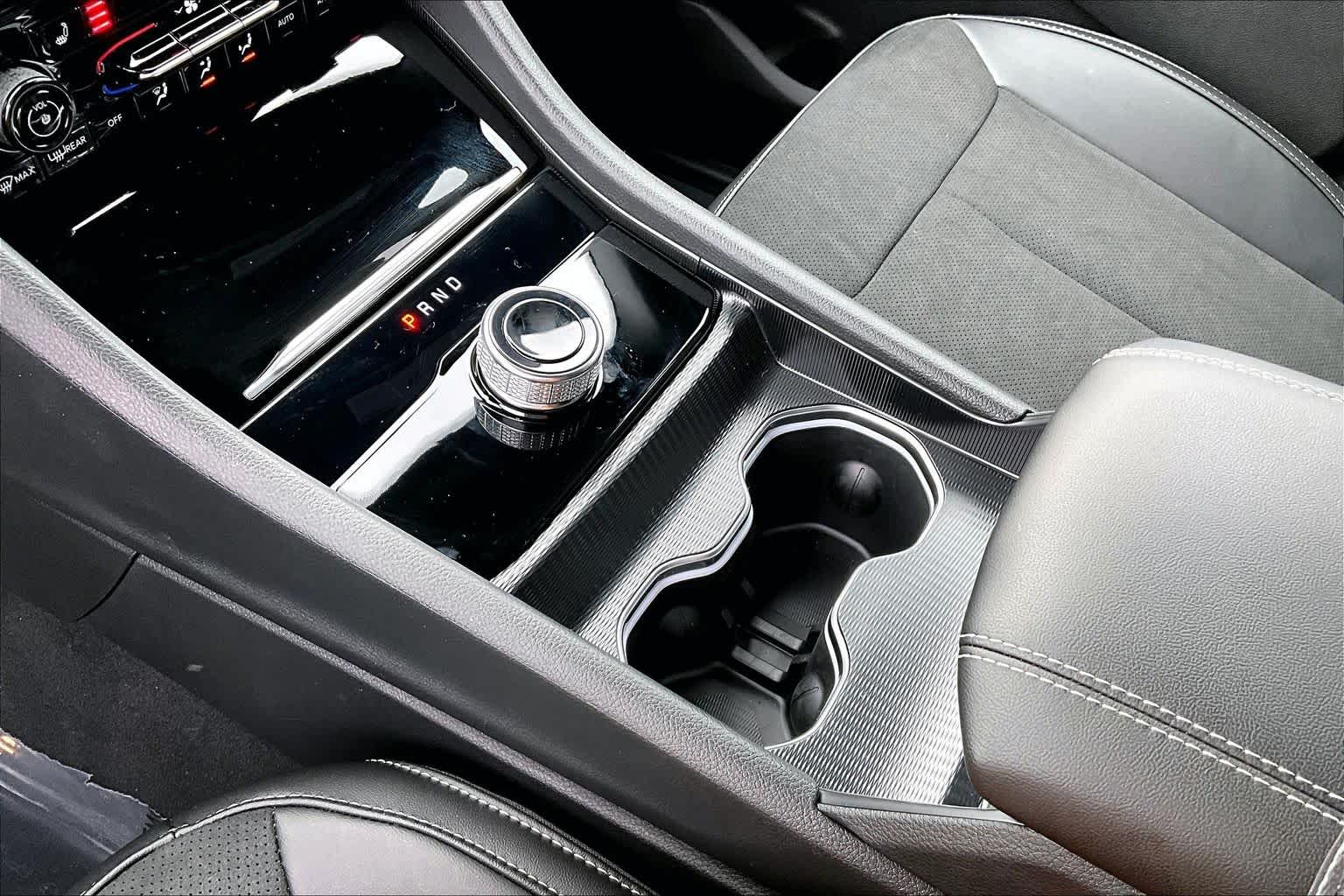 Thumbnail: 2025 Jeep Grand Cherokee - 17