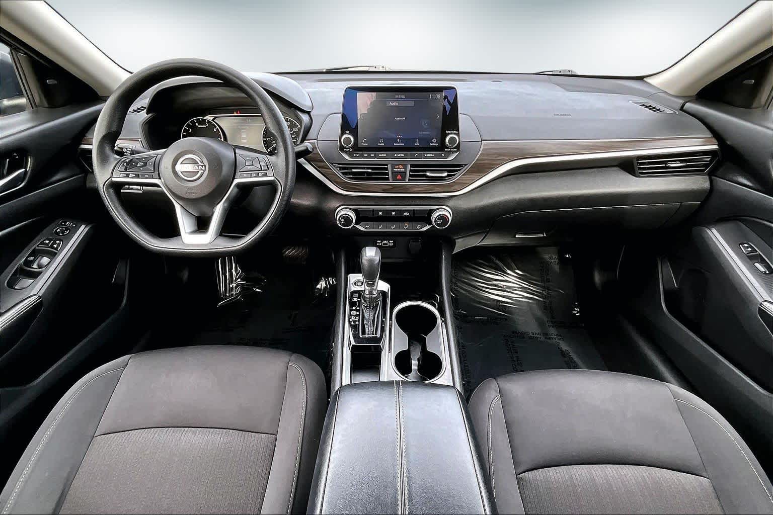 Thumbnail: 2024 Nissan Altima - 9